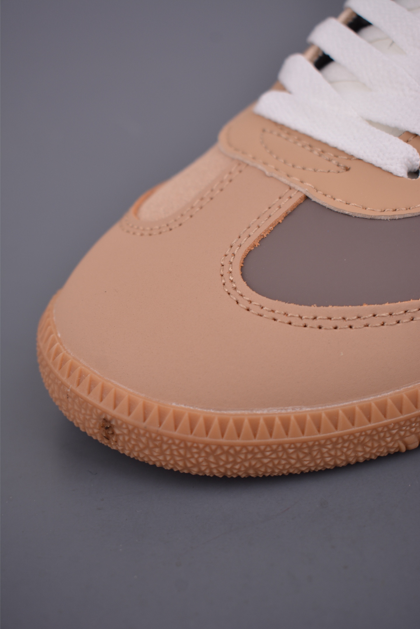 Adidas三叶草SAMBA W 休闲板鞋 KJ7594 Adidas三叶草SAMBA W 休闲板鞋 KJ7594