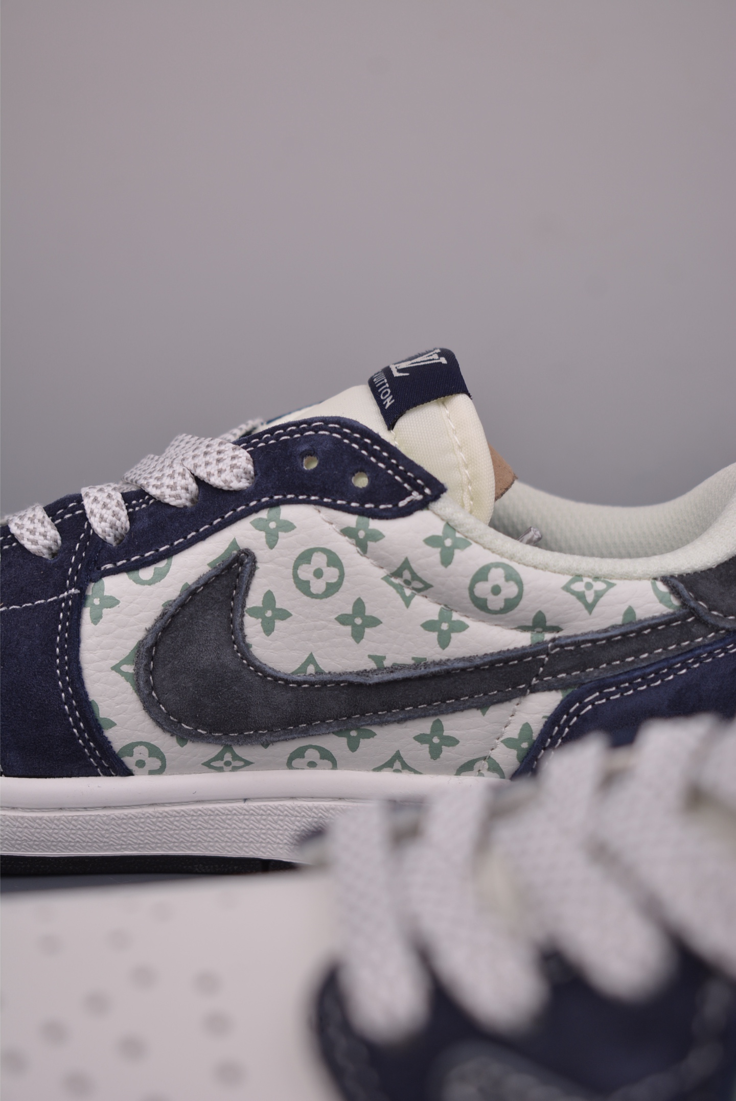 Fragment x Travis Scott x LV Air Jordan 1 Low 三方联名倒钩 DZ5899-034