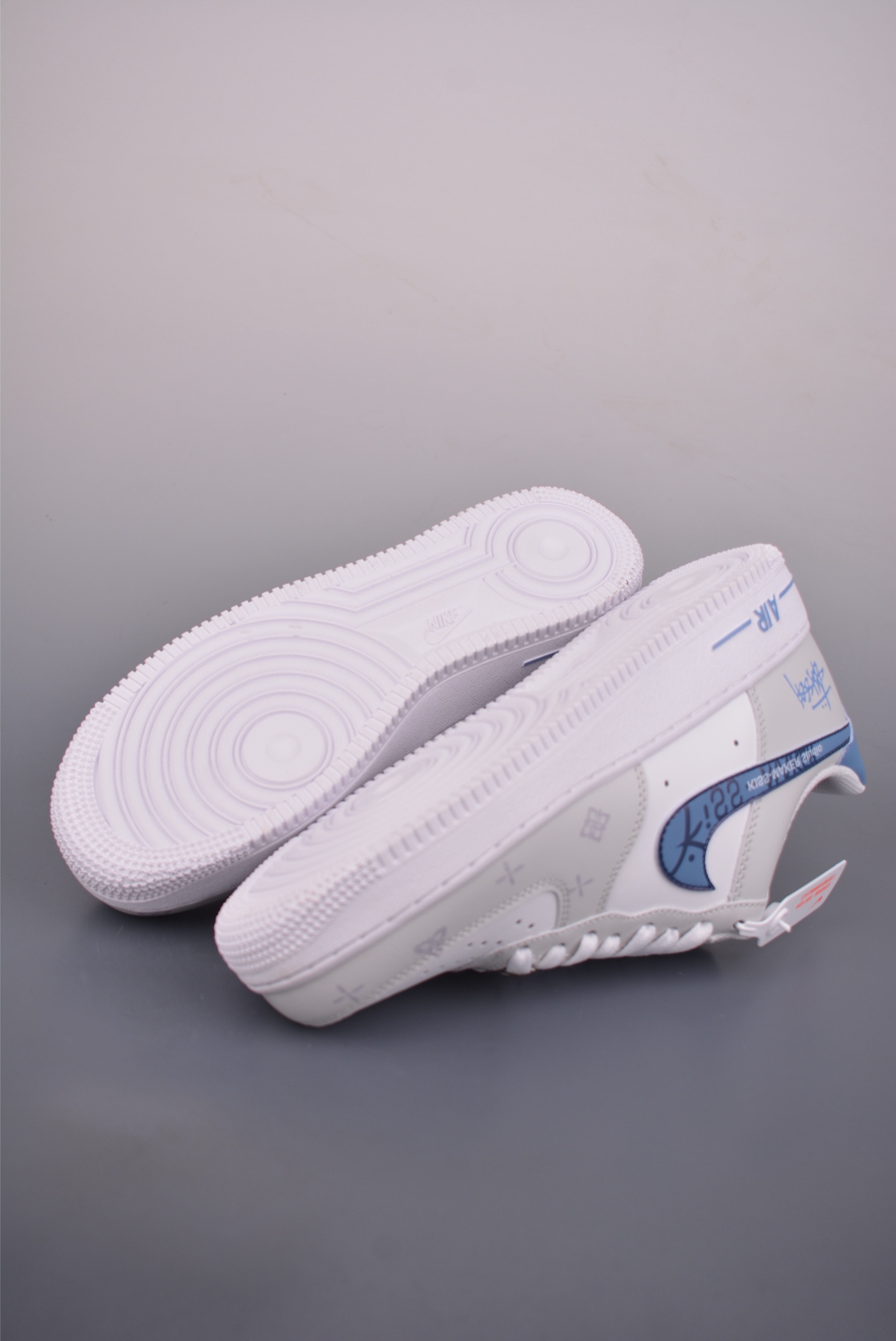 Air Force 1 Low 斯图西联名 ZH0316-137 Air Force 1 Low 斯图西联名 ZH0316-137