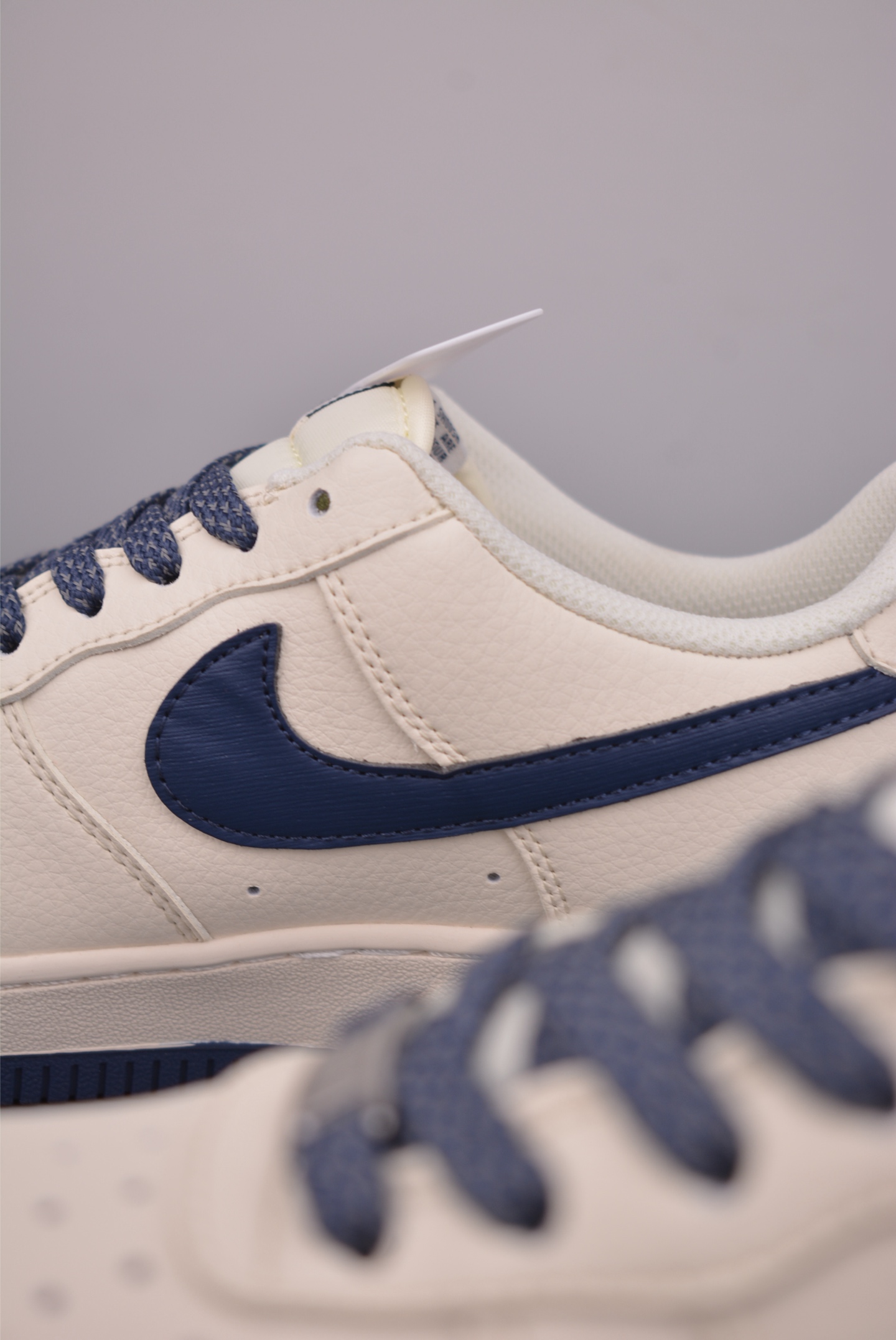 Air Force 1 Low 深蓝米白 SM6668-122