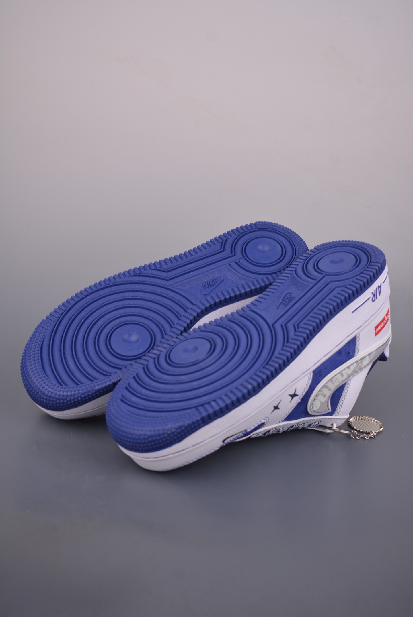 Air Force 1 Low Supreme联名 XS6188-187