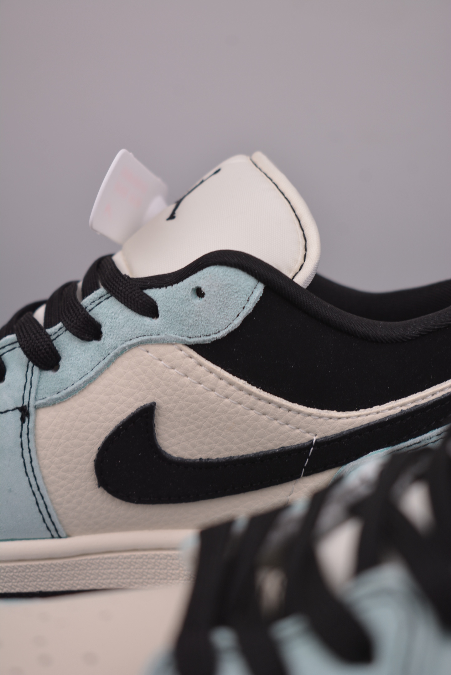 Nike Jordan Air Jordan 1 斯图西联名 QJ1988-005