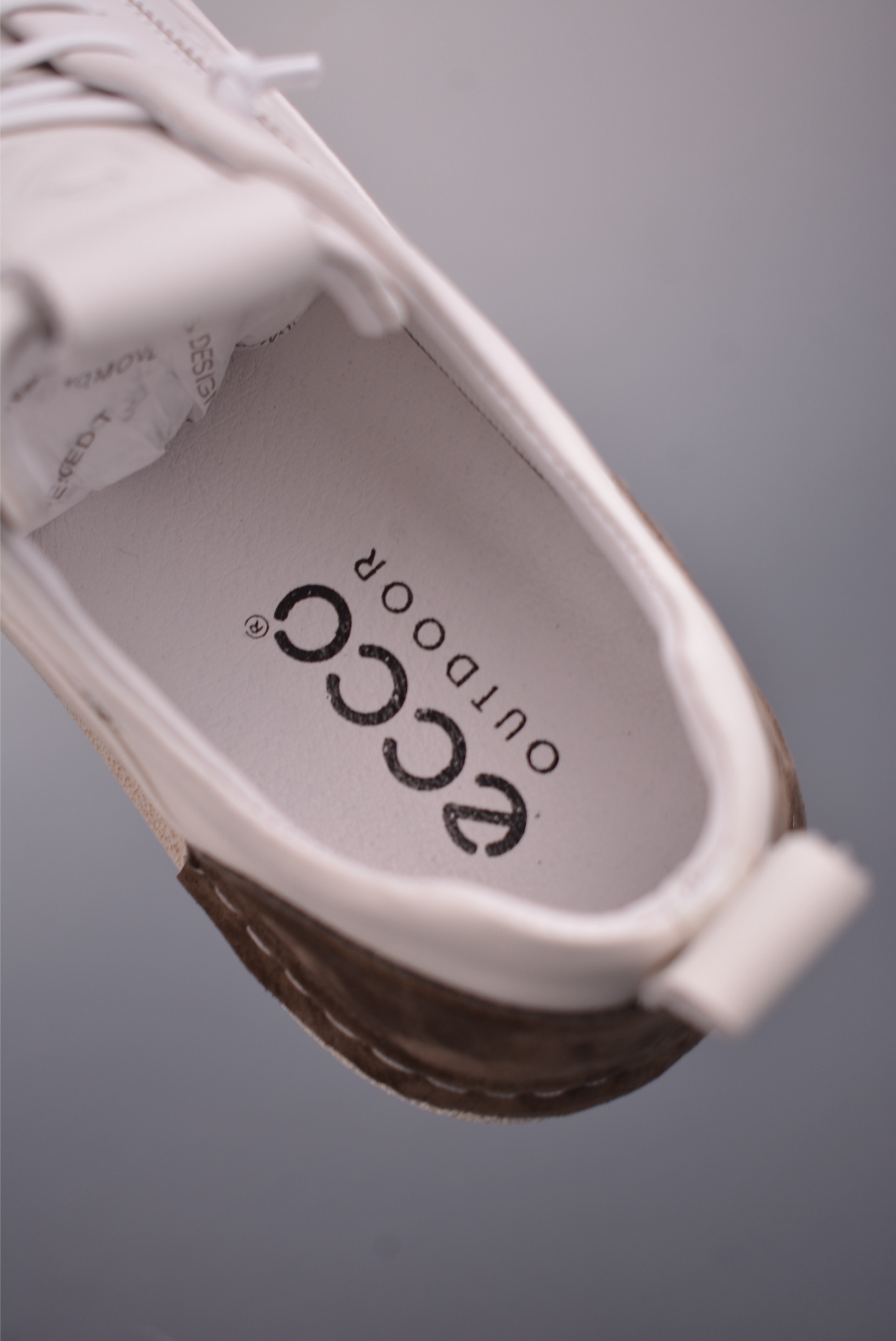 ECCO爱步男士休闲鞋 百搭防滑平底鞋 简约时尚街头户外鞋 9588362135