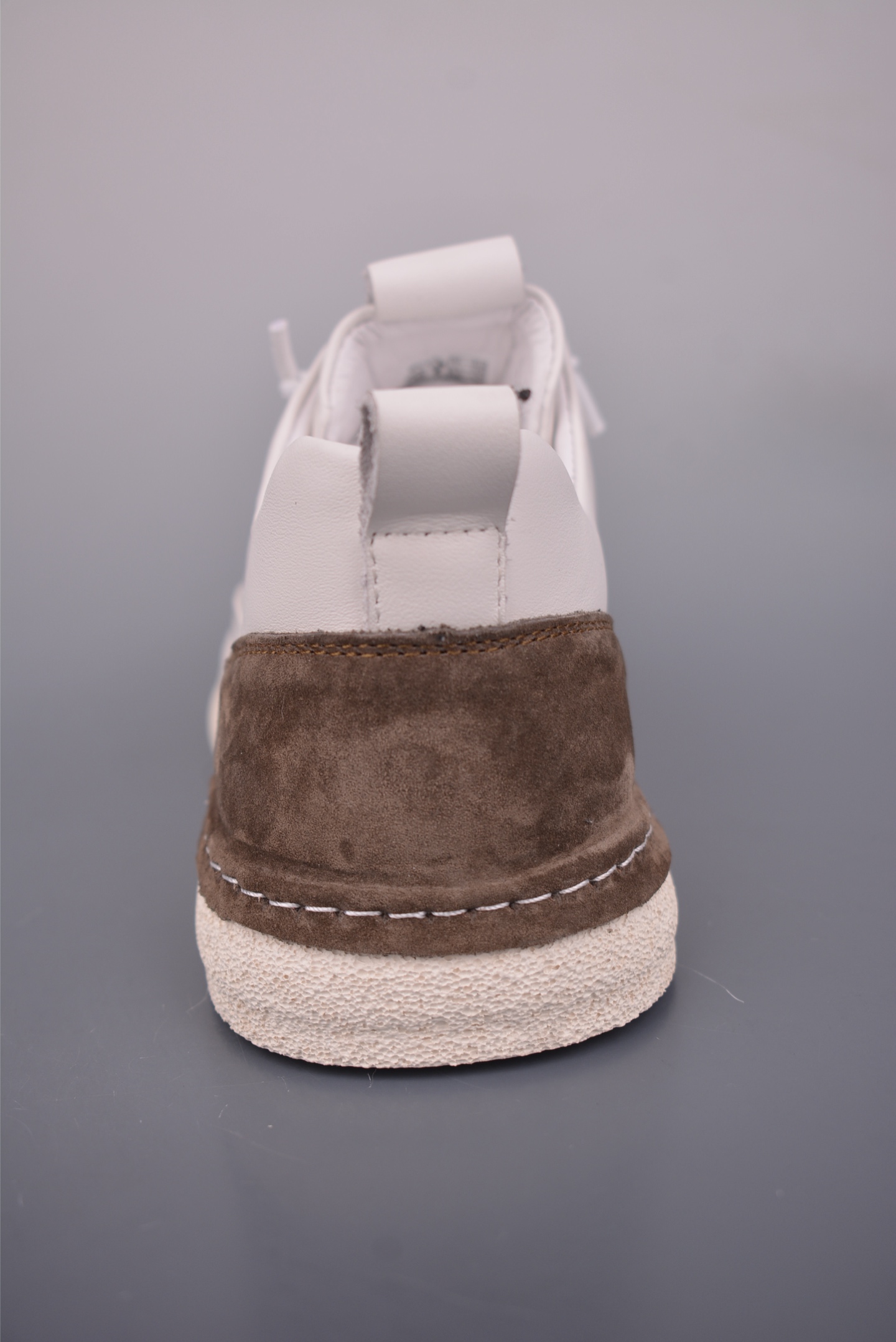 ECCO爱步男士休闲鞋 百搭防滑平底鞋 简约时尚街头户外鞋 9588362135