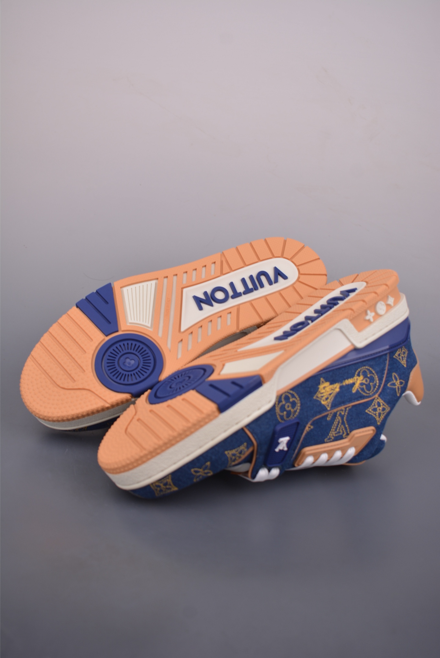 550 2021s LV Trainer 限定联名 最新配色国内限定无售