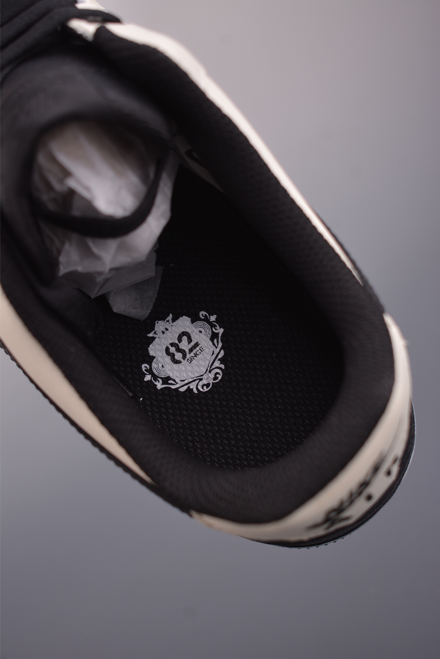 Air Force 1 Low 米黑 ZH0316-143 Air Force 1 Low 米黑 ZH0316-143