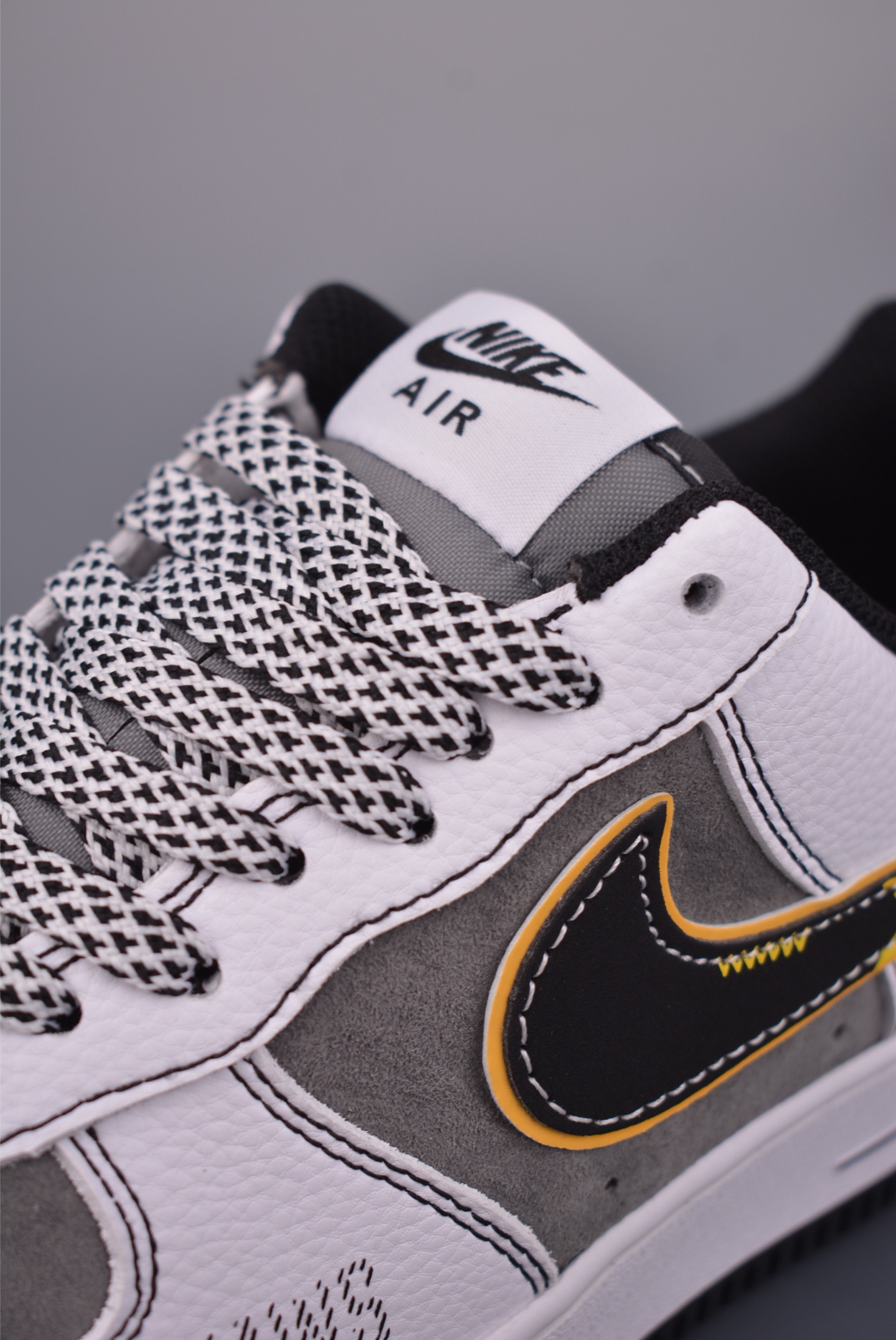 Air Force 1 Low Supreme联名 XZ6188-259 Air Force 1 Low Supreme联名 XZ6188-259
