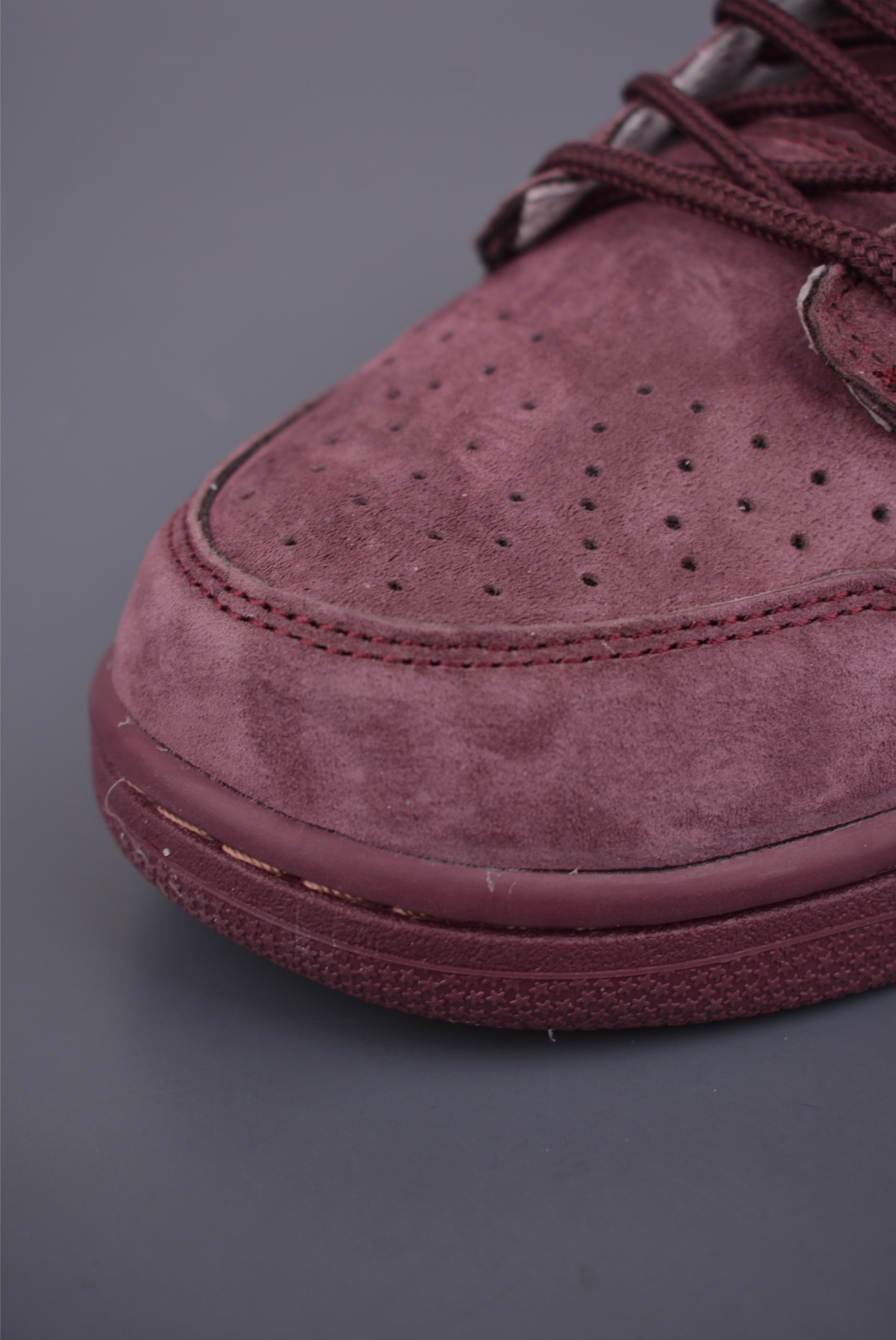 Nike SB Dunk Low Supreme联名 DD1988-004 Nike SB Dunk Low Supreme联名 DD1988-004