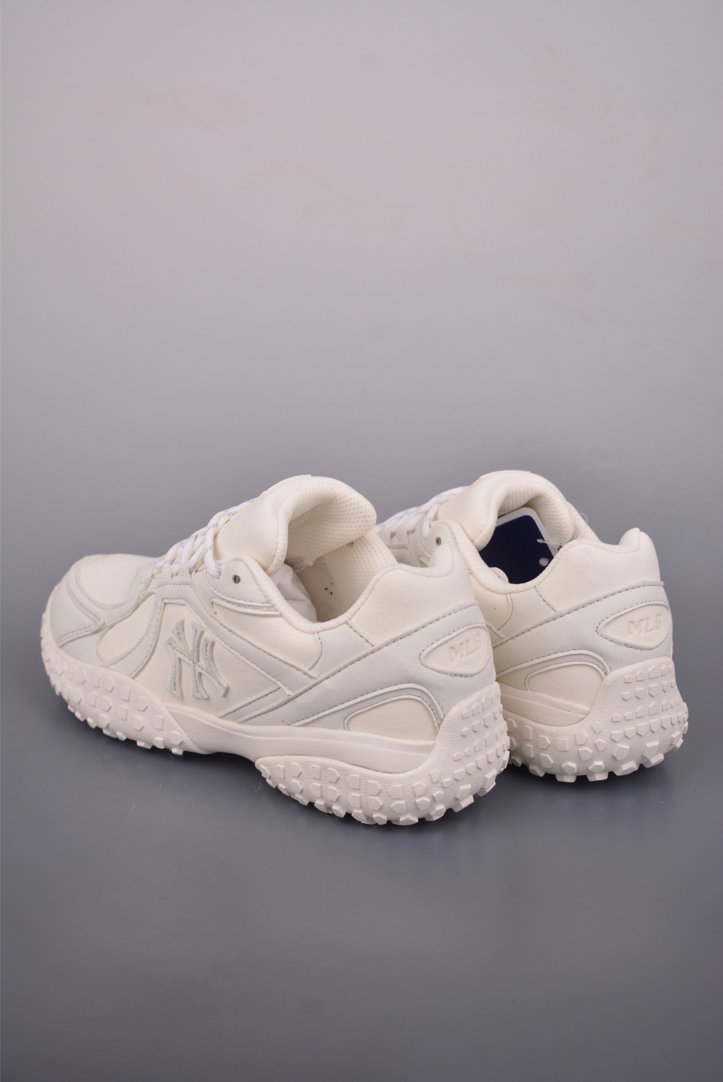 MLB TROPHY VINTAGE SD 纽约洋基队 潮流时尚厚底运动鞋 3ASXT051N MLB TROPHY VINTAGE SD 纽约洋基队 潮流时尚厚底运动鞋 3ASXT051N