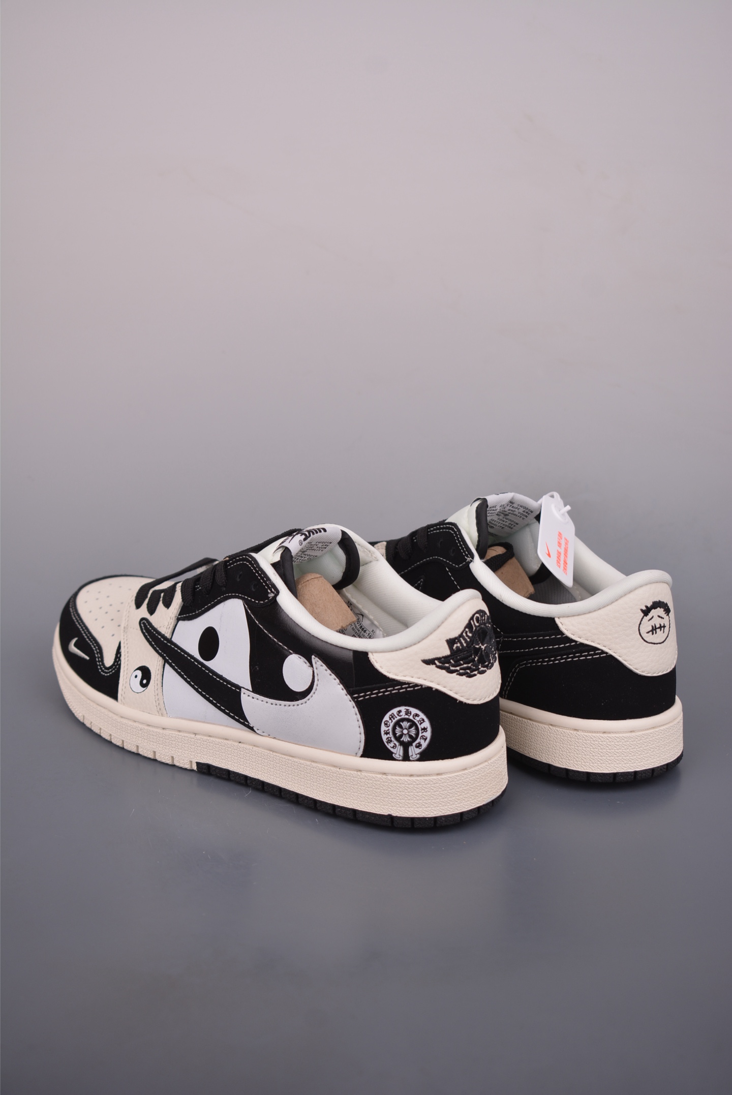 Fragment x Travis Scott x 克罗心 Air Jordan 1 Low 三方联名倒钩 DD7866-104