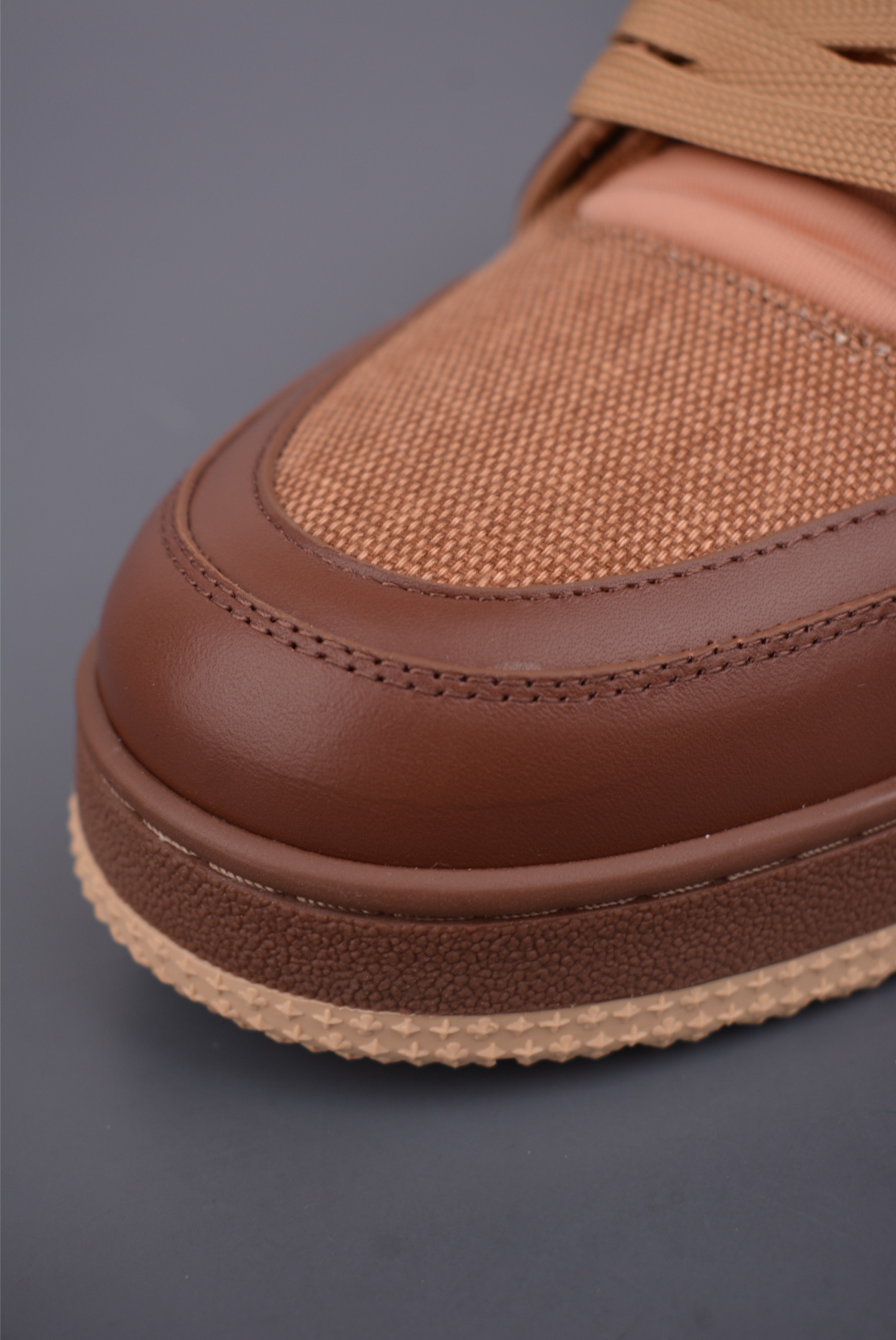 驴家LV Trainer 路易威登魔术贴 驴家LV Trainer 路易威登魔术贴