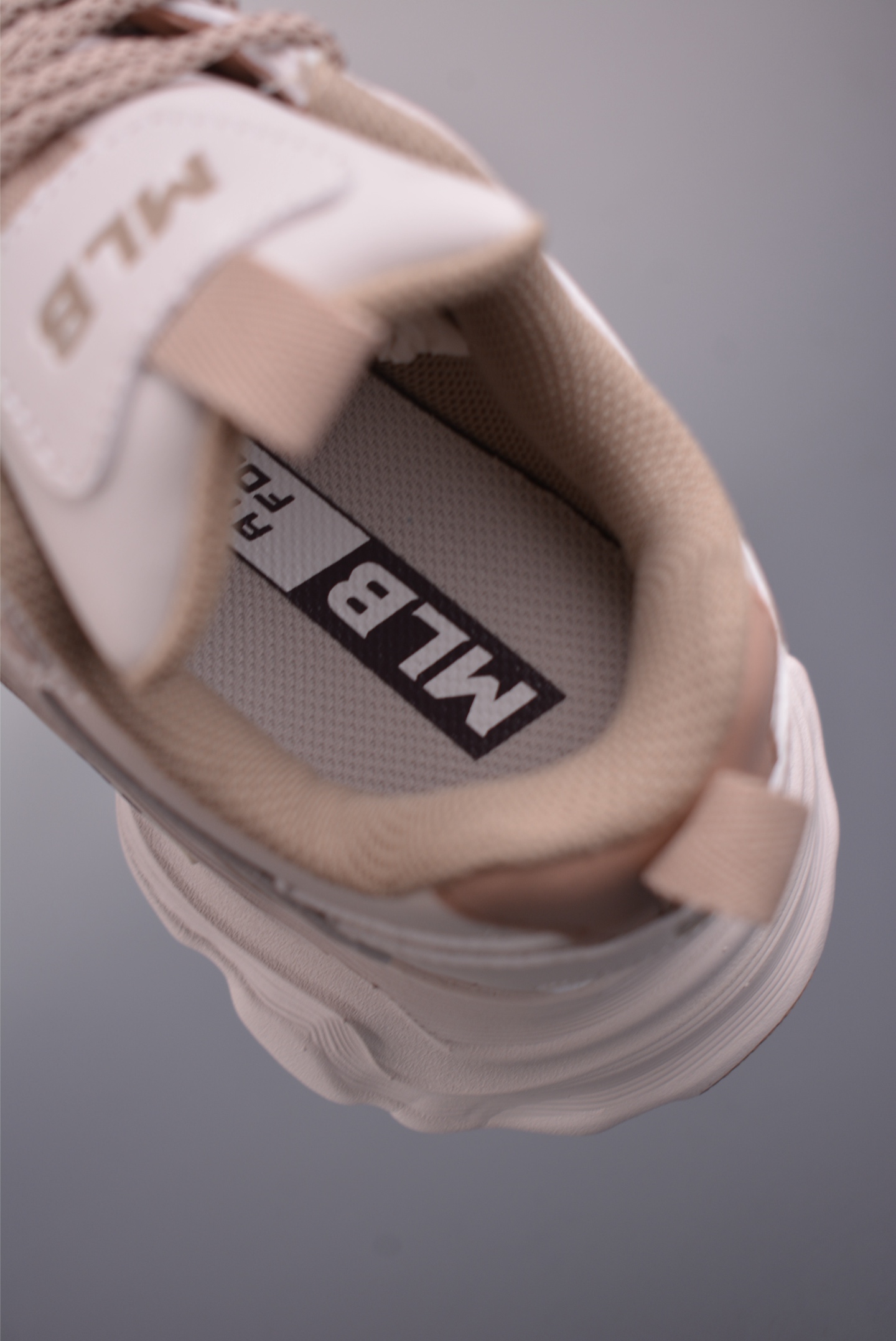 MLB CHAMP CHUNKY VINTAGE NB 纽约洋基队 潮流时尚厚底运动鞋 3ASHCCO5N-High Quatity Cheap Brand wholesale wholesaler seller Clothes Bags handbags Sneakers Top Fashion Clothing Shoes from China Factory Chinese suppliers best Quality Beautiful Price MLB CHAMP CHUNKY VINTAGE NB 纽约洋基队 潮流时尚厚底运动鞋 3ASHCCO5N