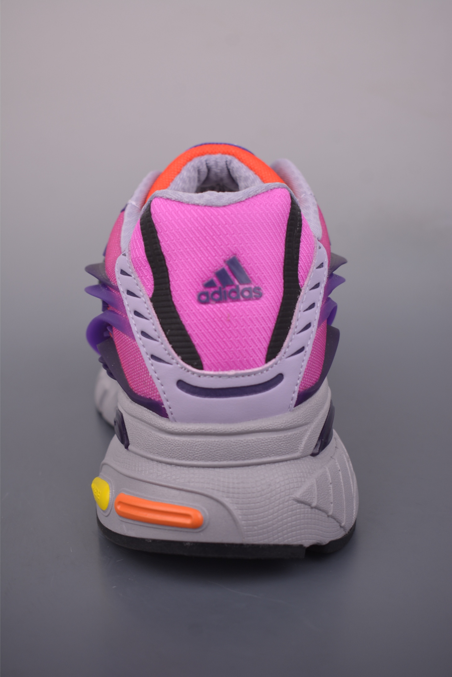 Pharrell x adidAdistar Jellyfish 低帮复古风老爹鞋 JP9275