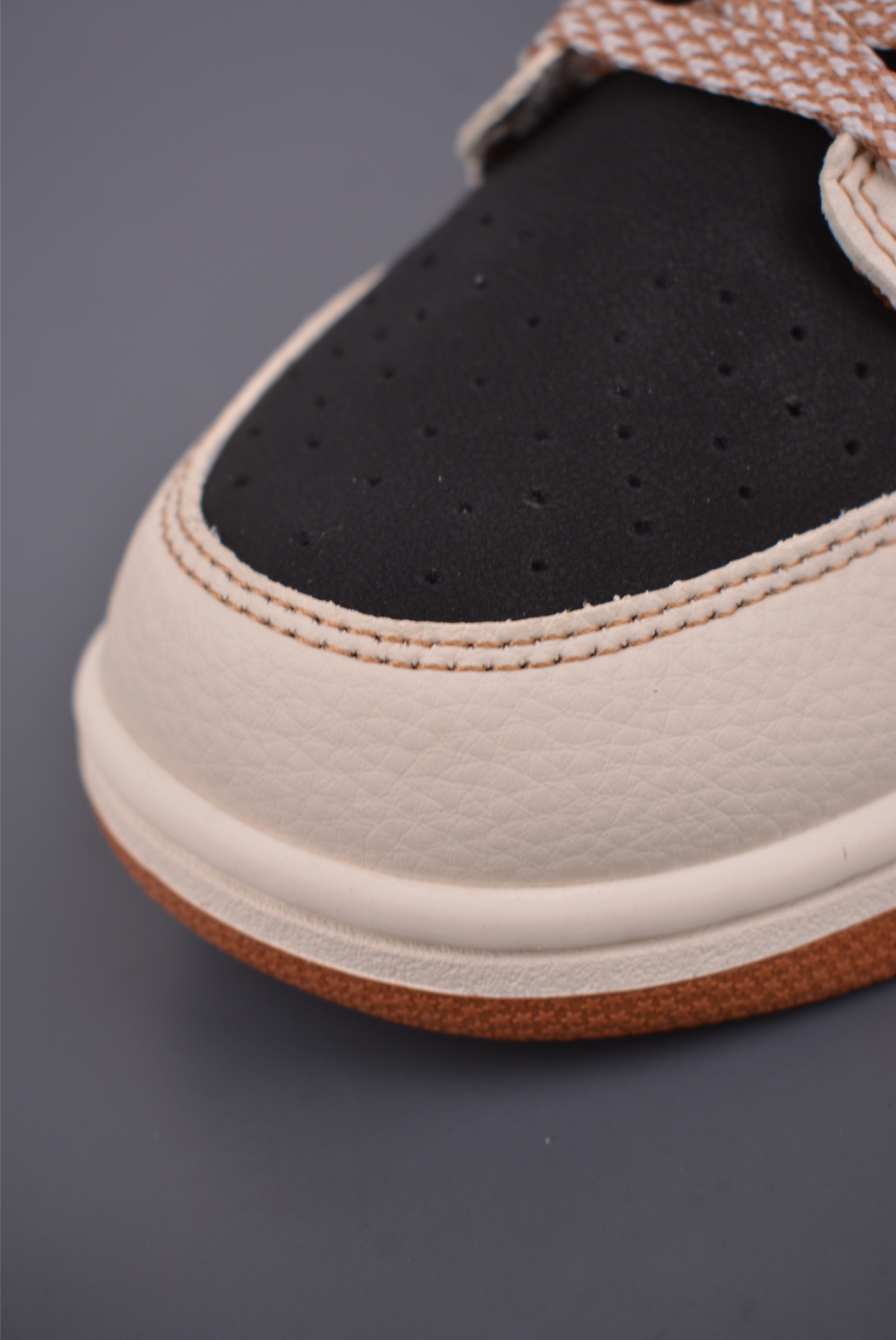 Nike SB Dunk Low Supreme联名 DD1988-006