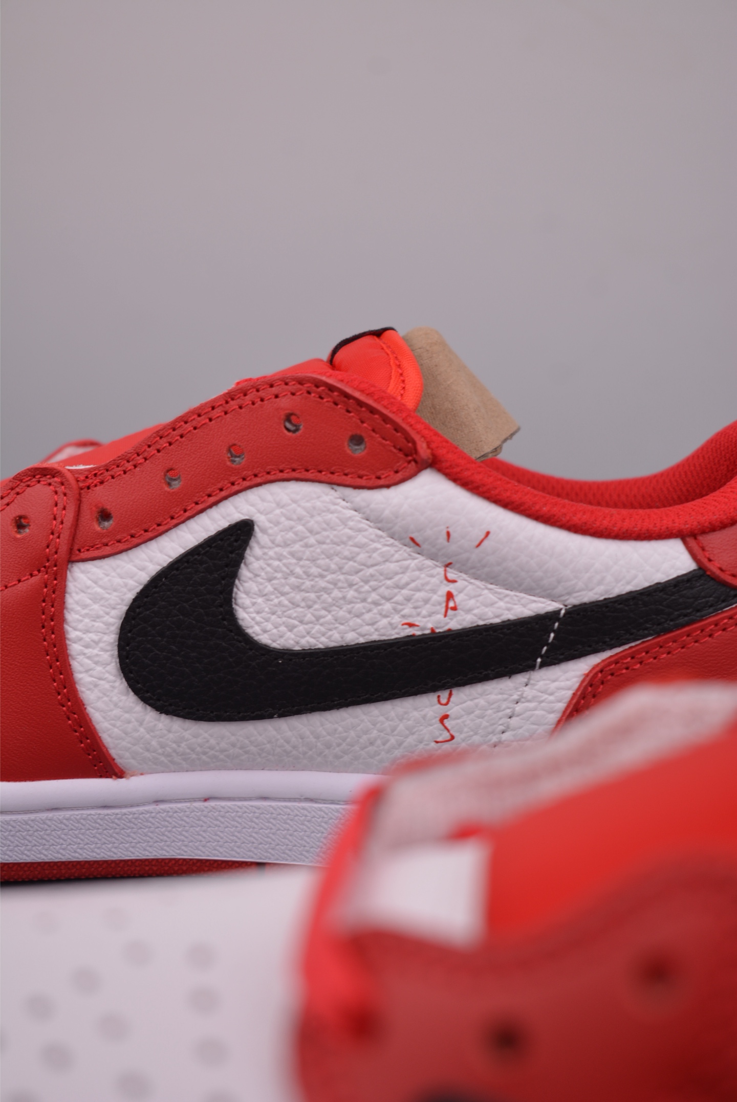 Fragment x Travis Scott x Air Jordan 1 Low 三方联名倒钩 DM7866-101