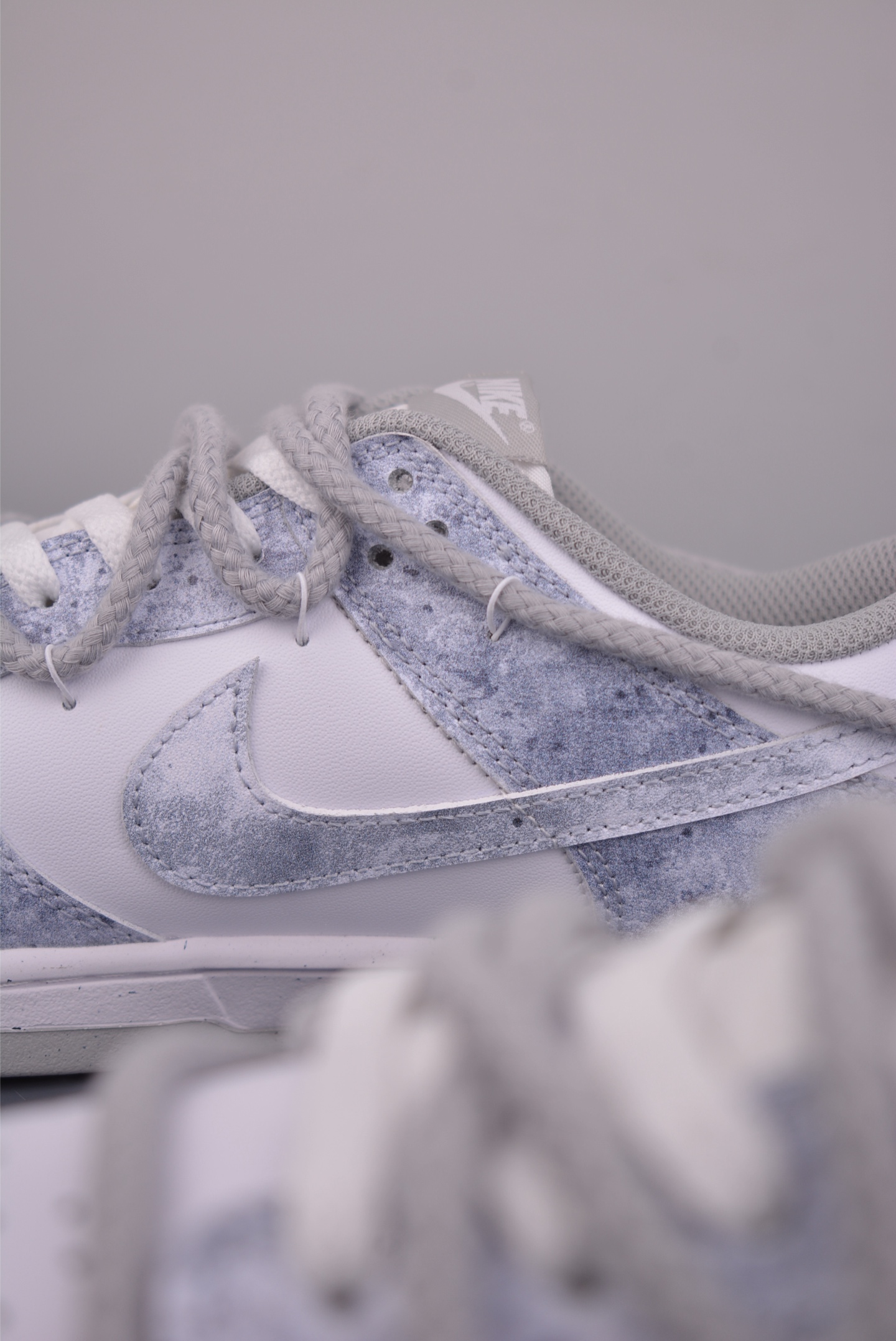 Nike SB Dunk Low 解构绑带 DD1873-113