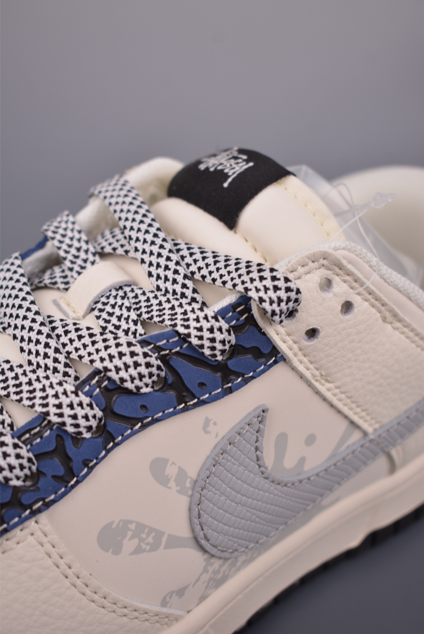 Nike SB Dunk Low Stussy联名 XS6089-632-High Quatity Cheap Brand wholesale wholesaler seller Clothes Bags handbags Sneakers Top Fashion Clothing Shoes from China Factory Chinese suppliers best Quality Beautiful Price Nike SB Dunk Low Stussy联名 XS6089-632