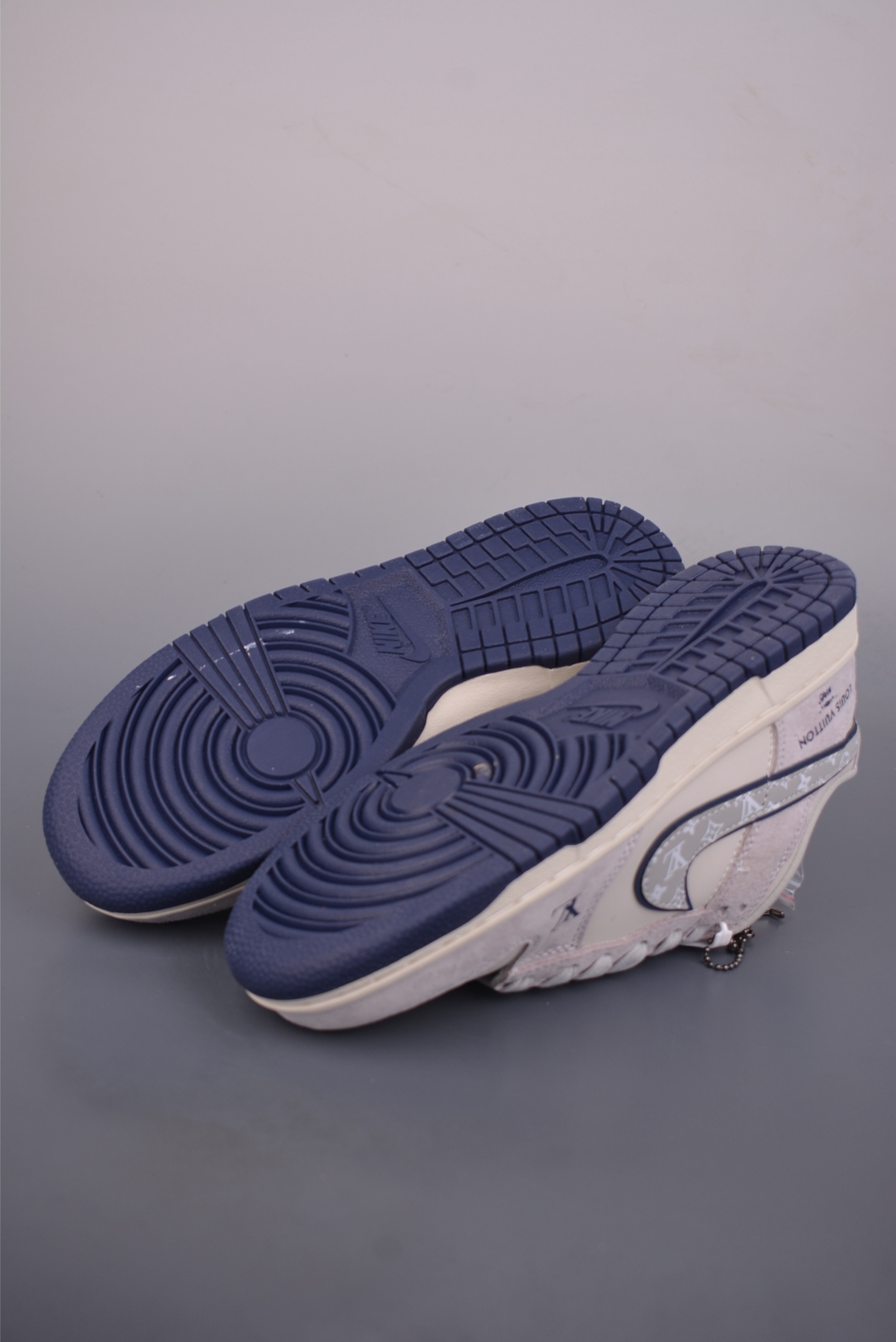 280 Nike SB Dunk Low LV联名 DN3168-005