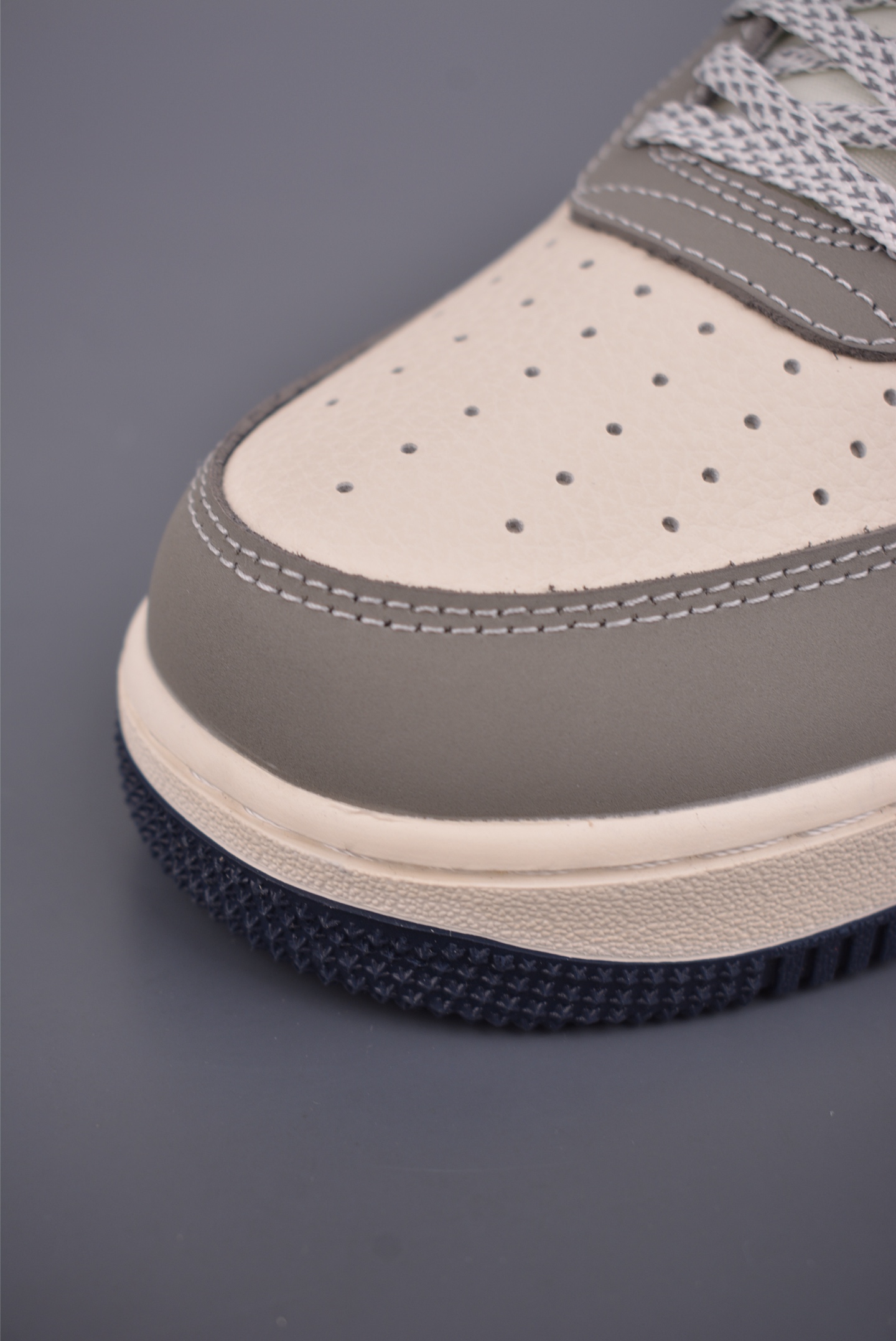 260 Nike Air Force 1 Low FENDI联名 DF0188-110