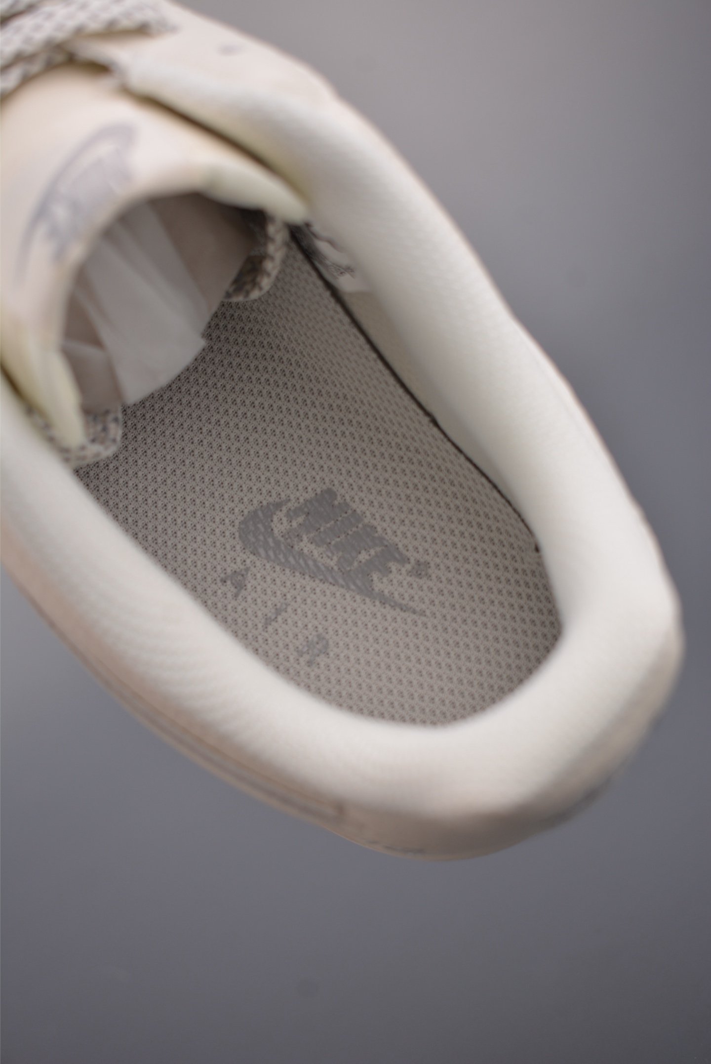 260 Nike Air Force 1 Low 米银 CS5288-056