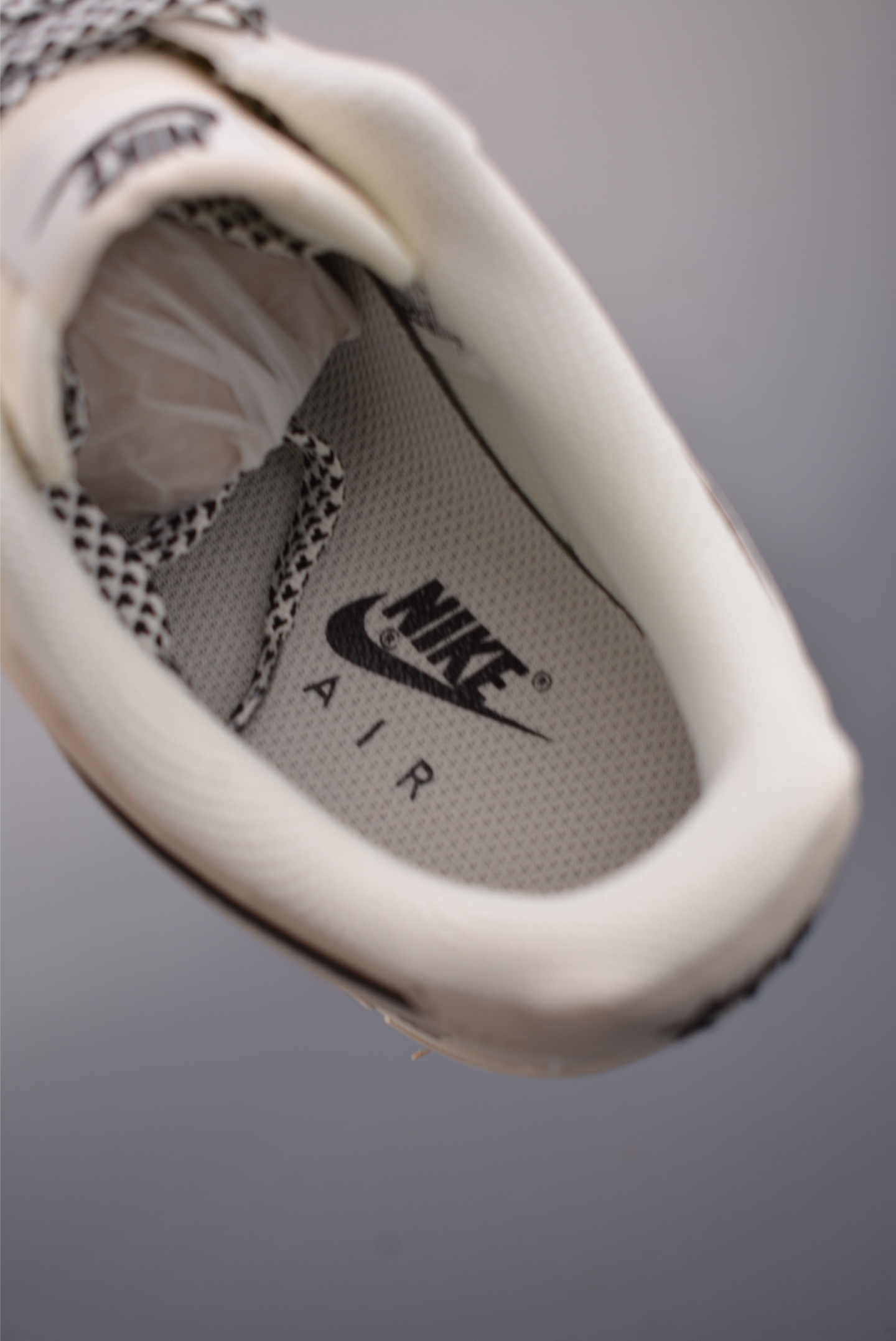 260 Nike Air Force 1 Low 米黑 CS5288-056