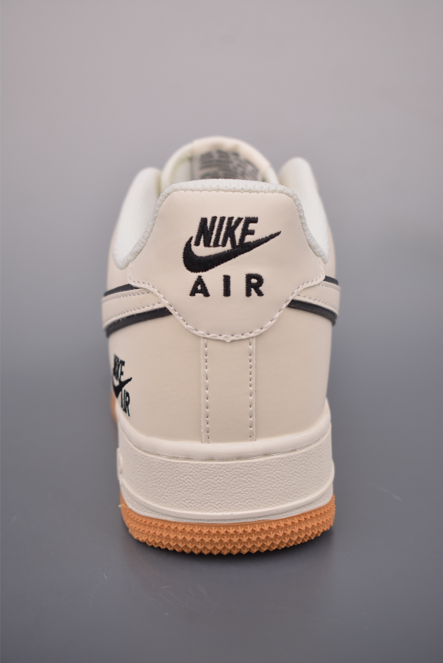 260 Nike Air Force 1 Low 米黑 CS5288-056