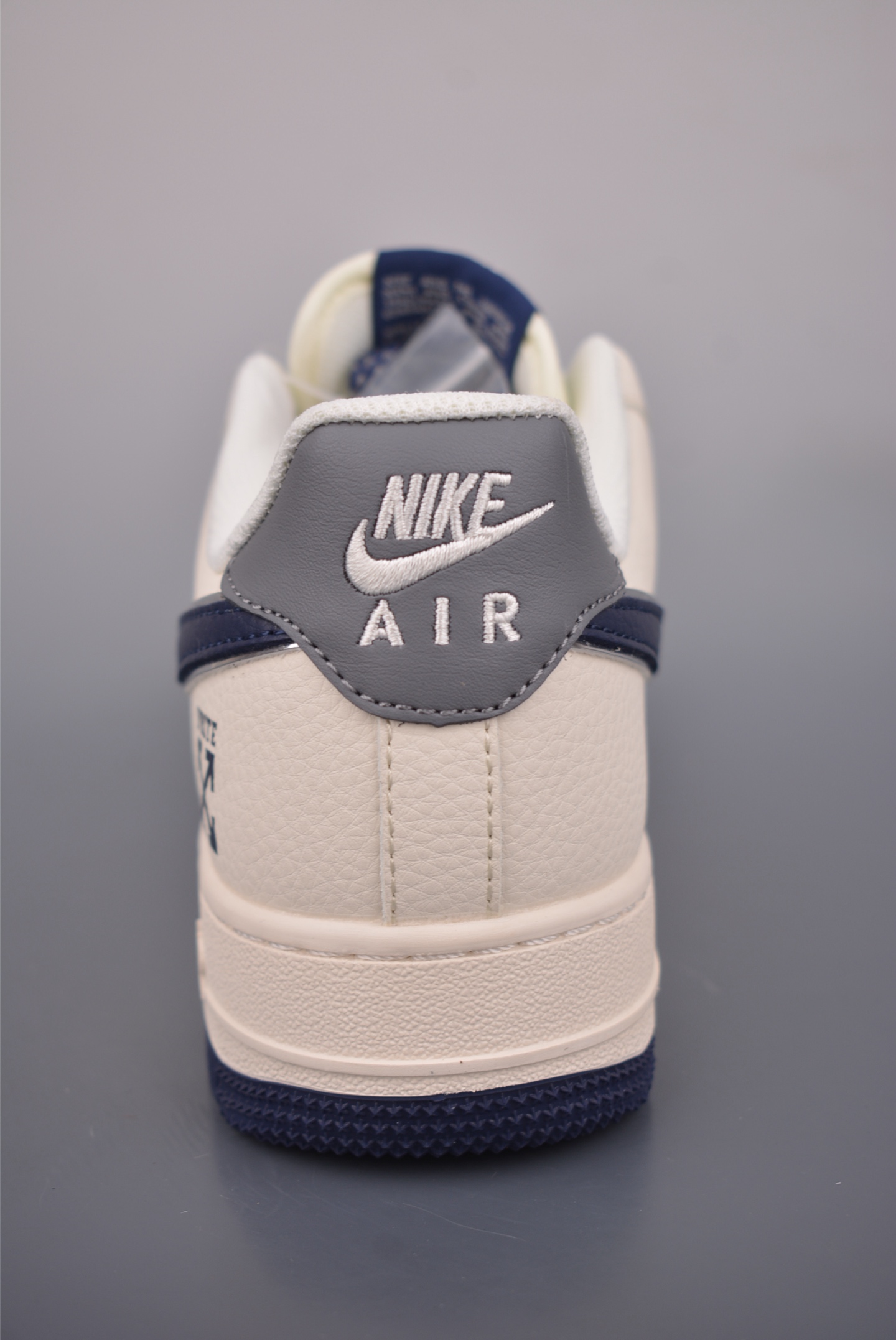 260 Nike Air Force 1 Low OFF联名 QW5836-026