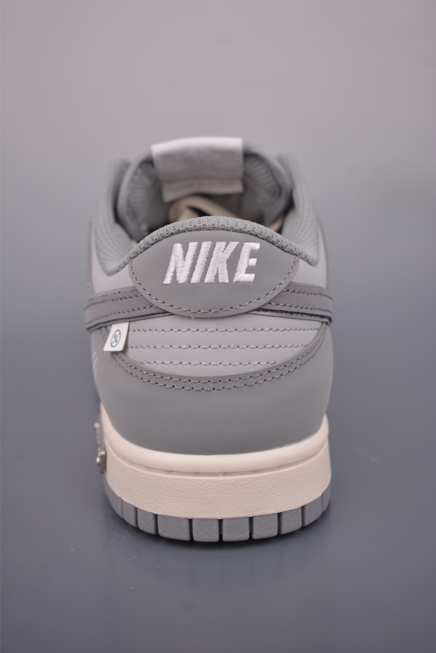 280 Nike SB Dunk Low AnonymPlayer联名 GW0501-051