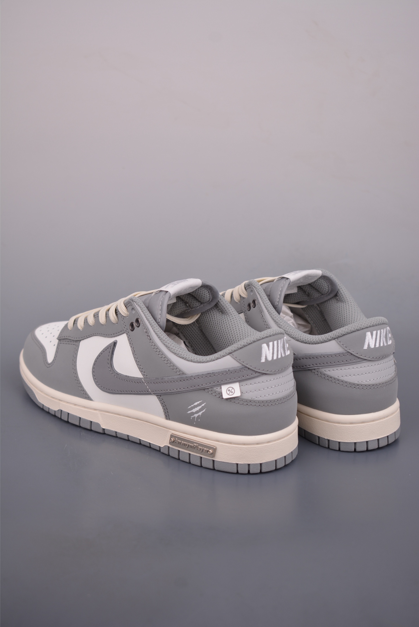 280 Nike SB Dunk Low AnonymPlayer联名 GW0501-051