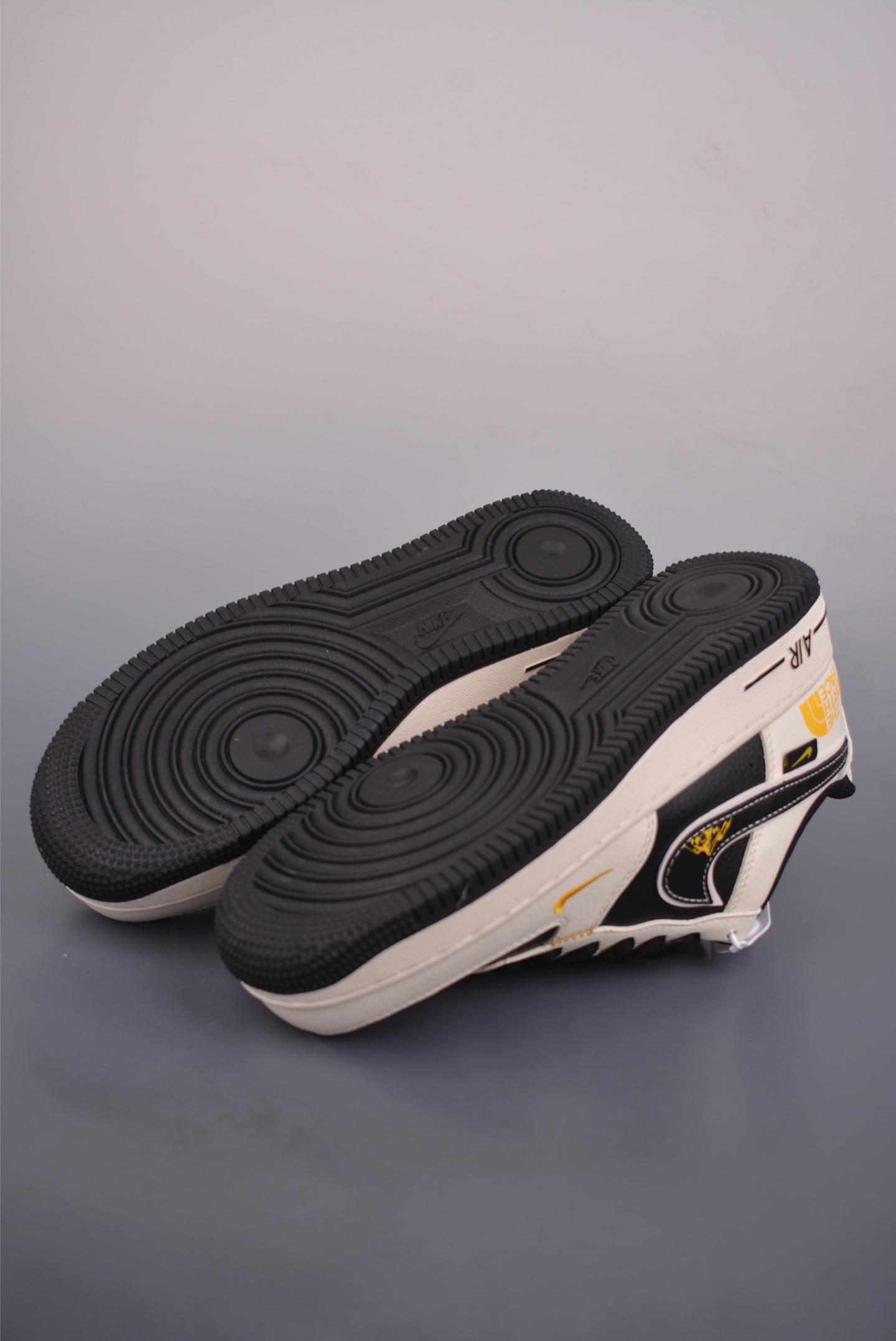 260 Nike Air Force 1 Low 北面联名 JP2028-064