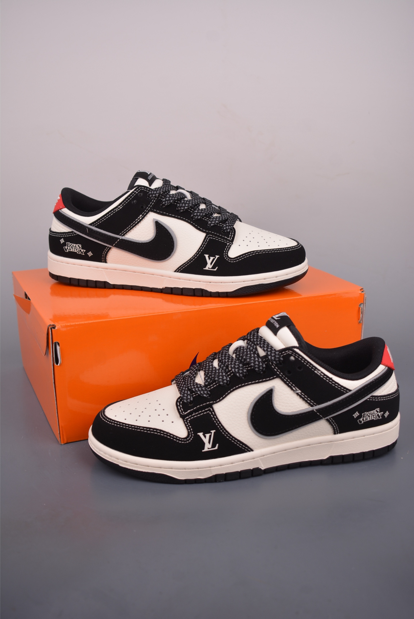 280 Nike SB Dunk Low LV联名 QW5836-031