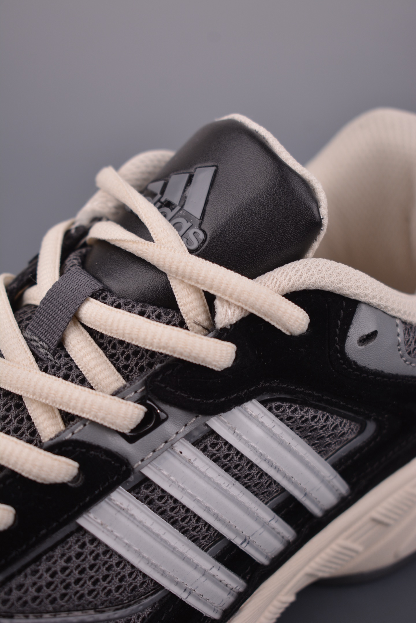 190 Bad Bunny × adidoriginals Response CL 痞兔联名老爹鞋 ID3150