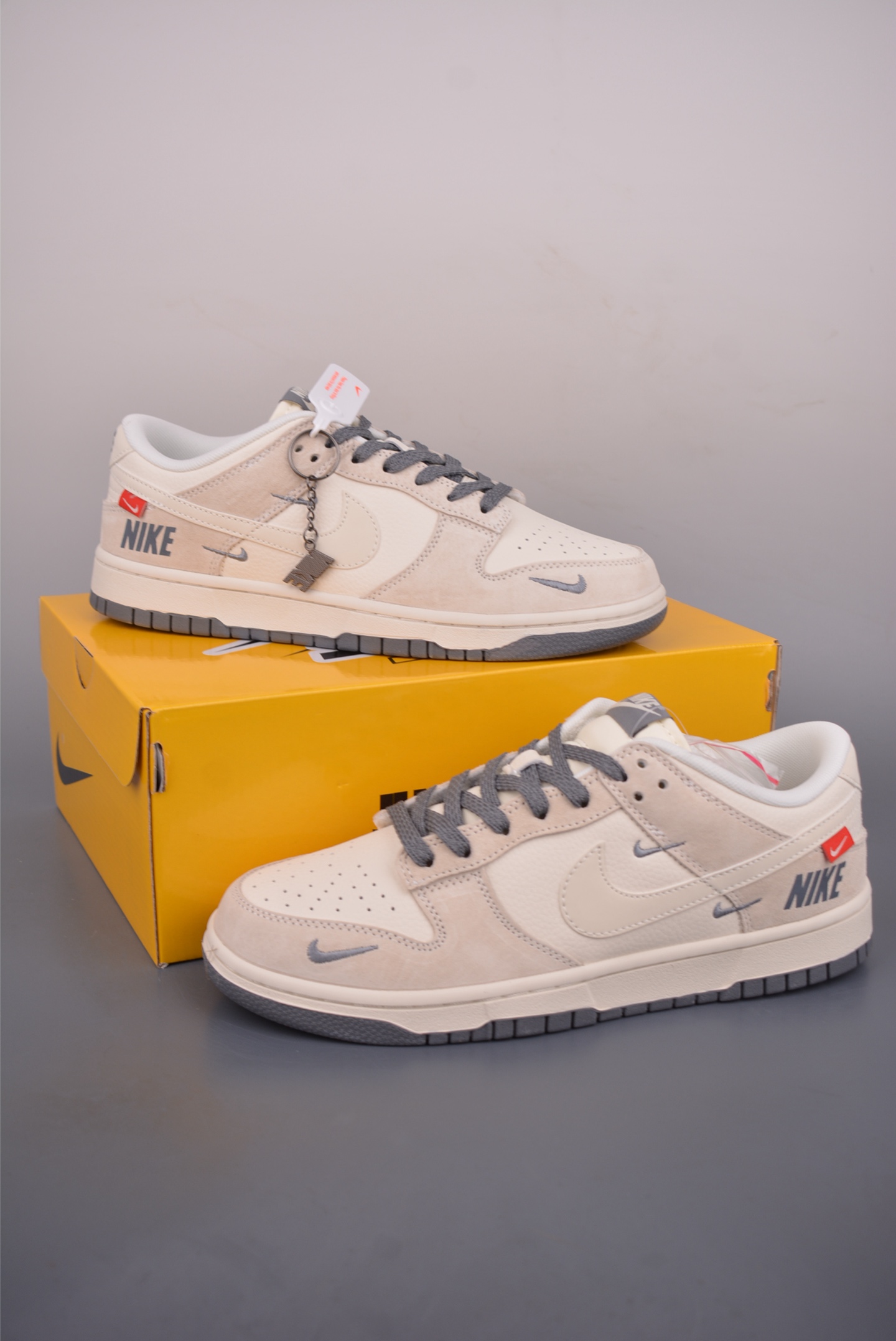 280 Nike SB Dunk Low 灰白 DN3168-009