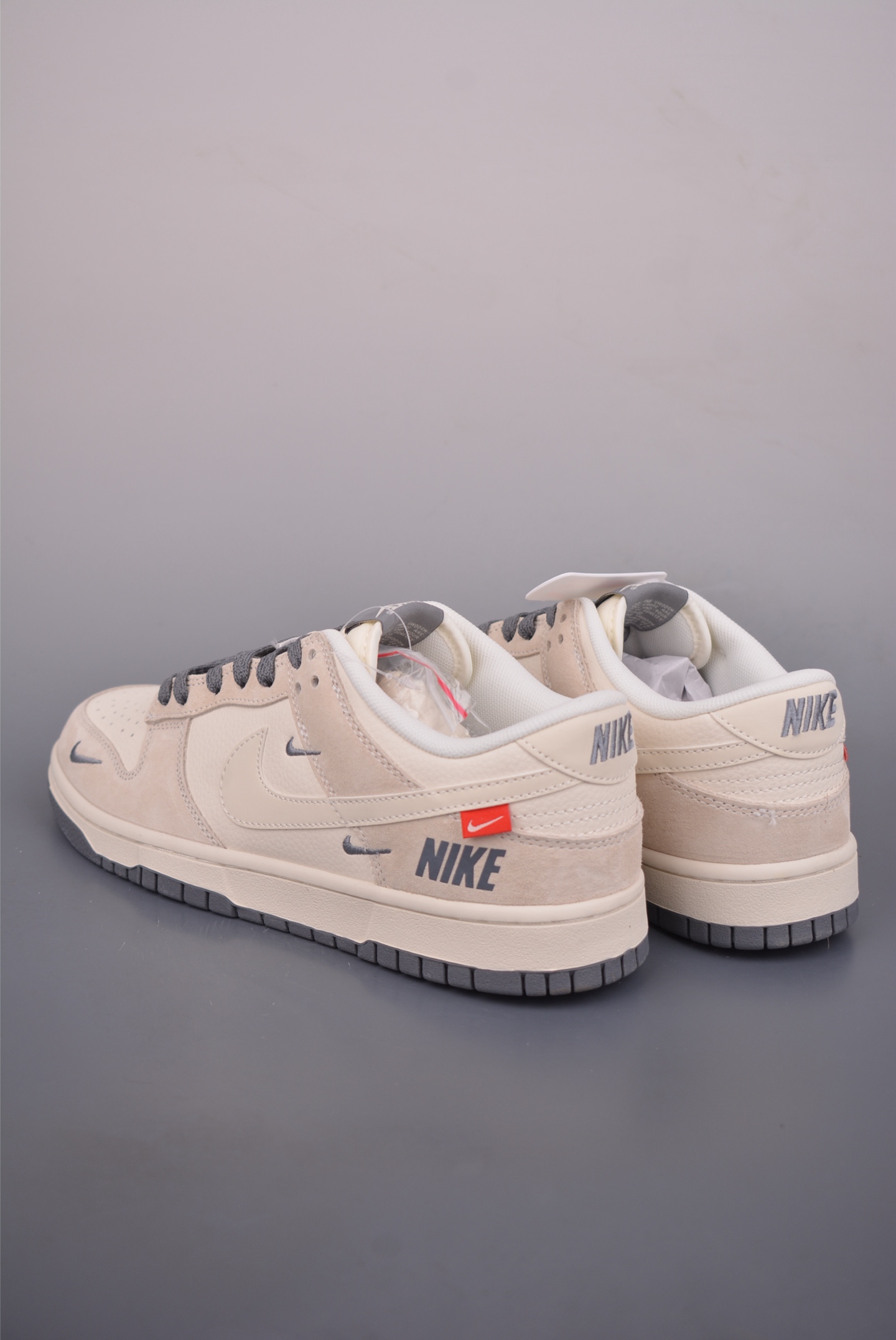 280 Nike SB Dunk Low 灰白 DN3168-009