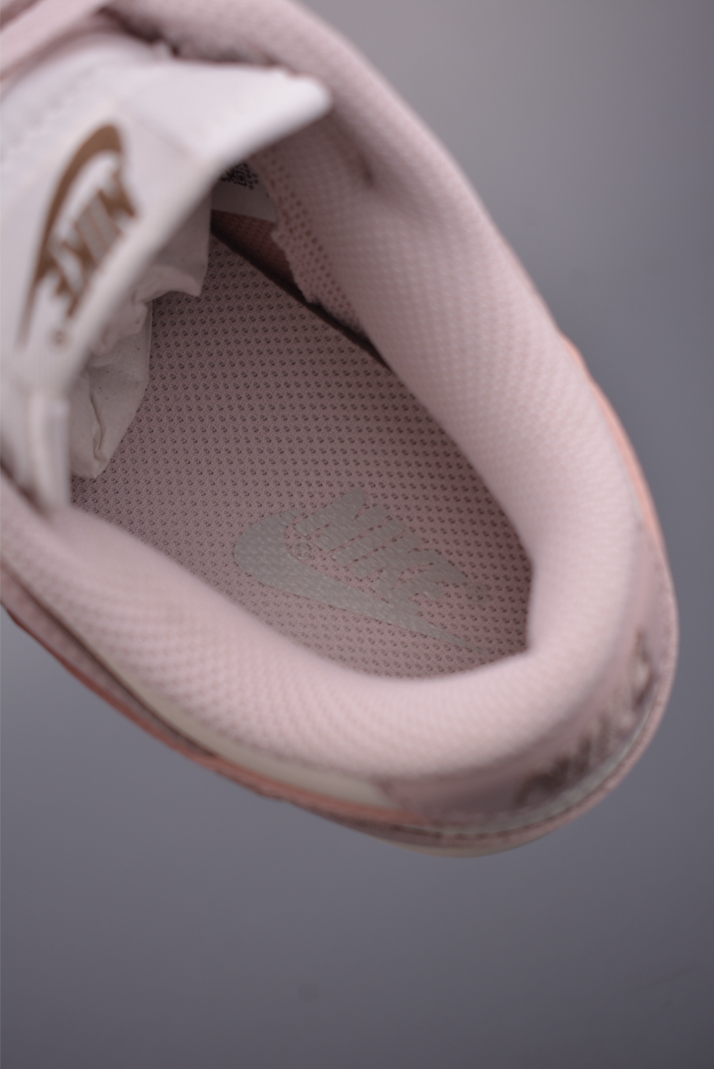 180 Nike SB Dunk Low IM6572-602