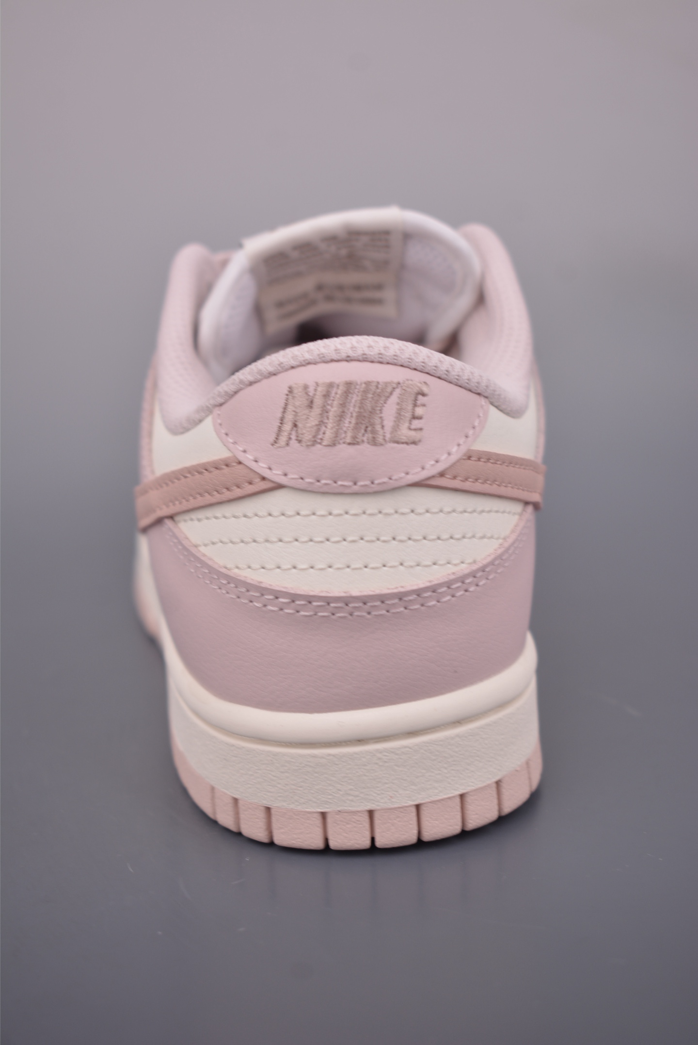 180 Nike SB Dunk Low IM6572-602