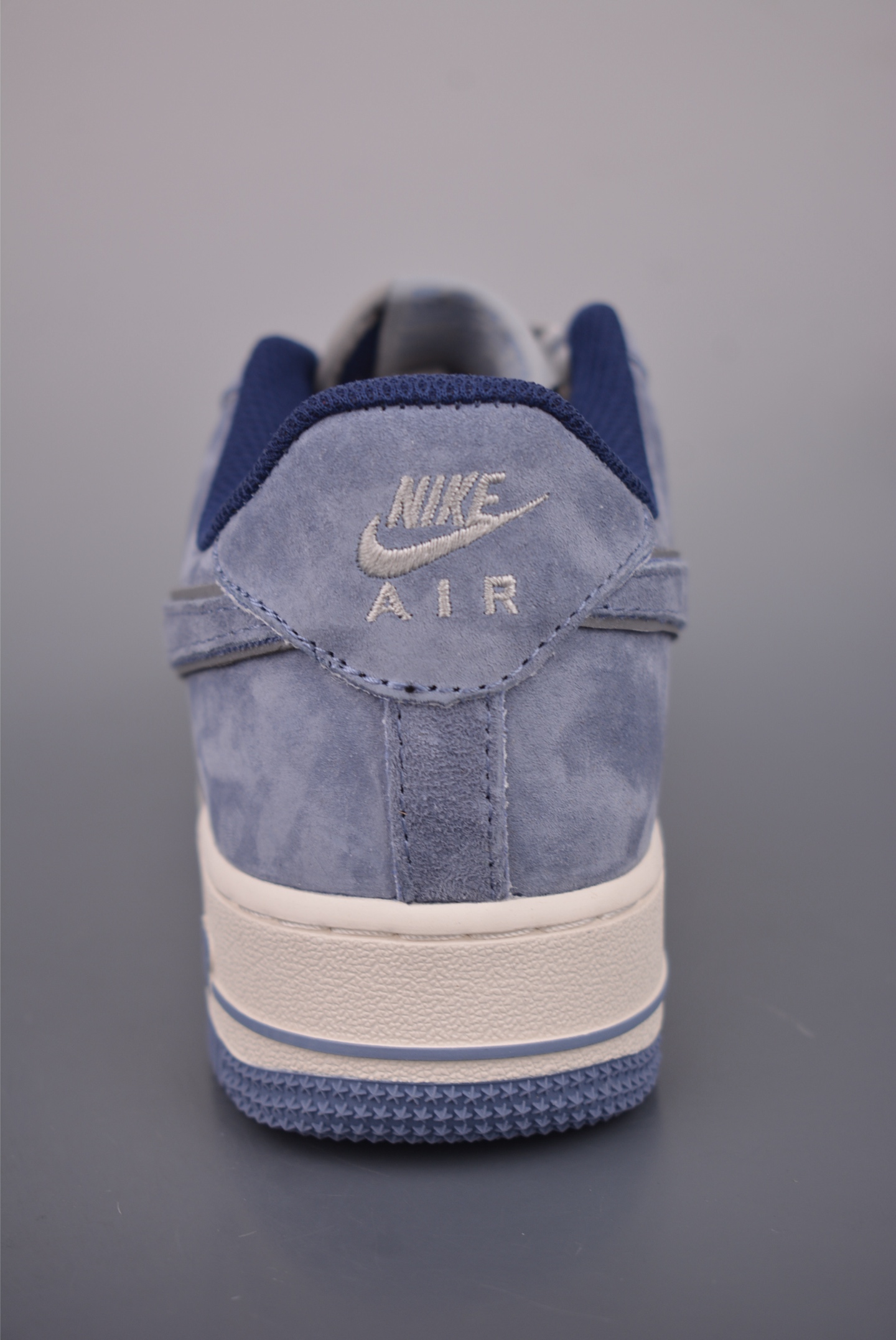 160 Nike Air Force 1 Low DD9969-536