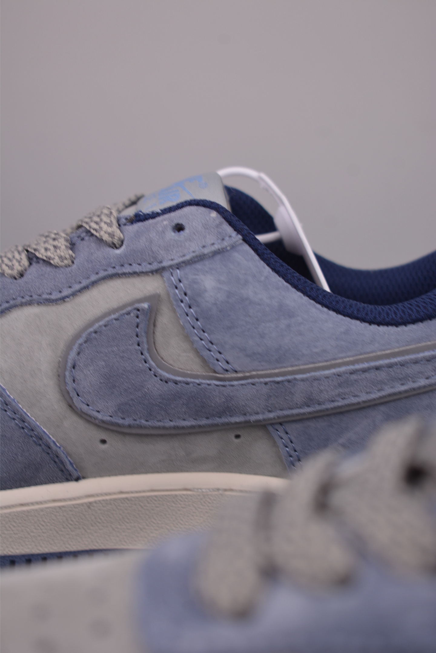 160 Nike Air Force 1 Low DD9969-536