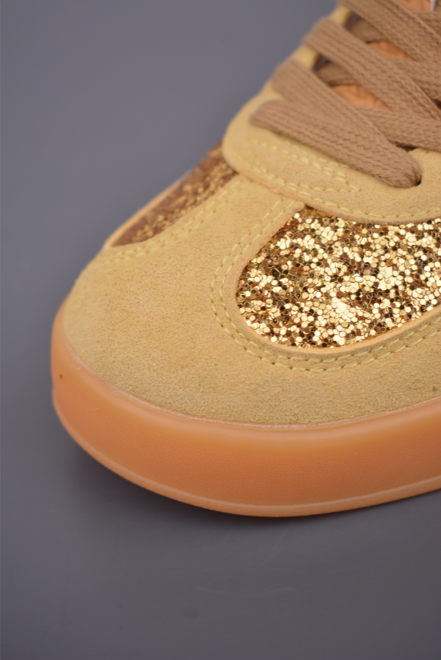 160 adidOriginals Gazelle INdoor 三叶草休闲防滑耐磨低帮板鞋 JR1266