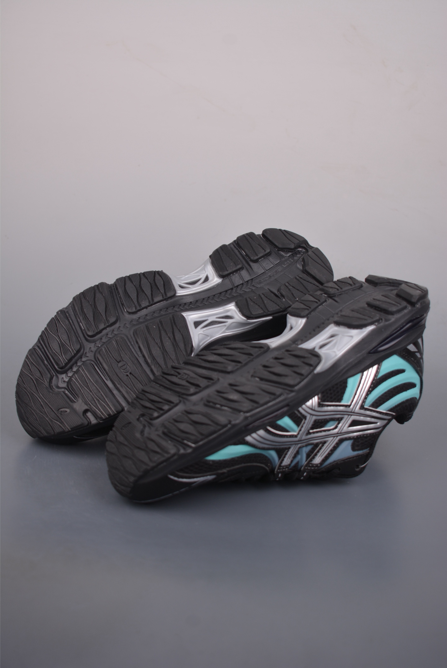 180 Asics Gel-SEKIRAN 亚瑟士运动休闲透气专业跑鞋 1201A711-003