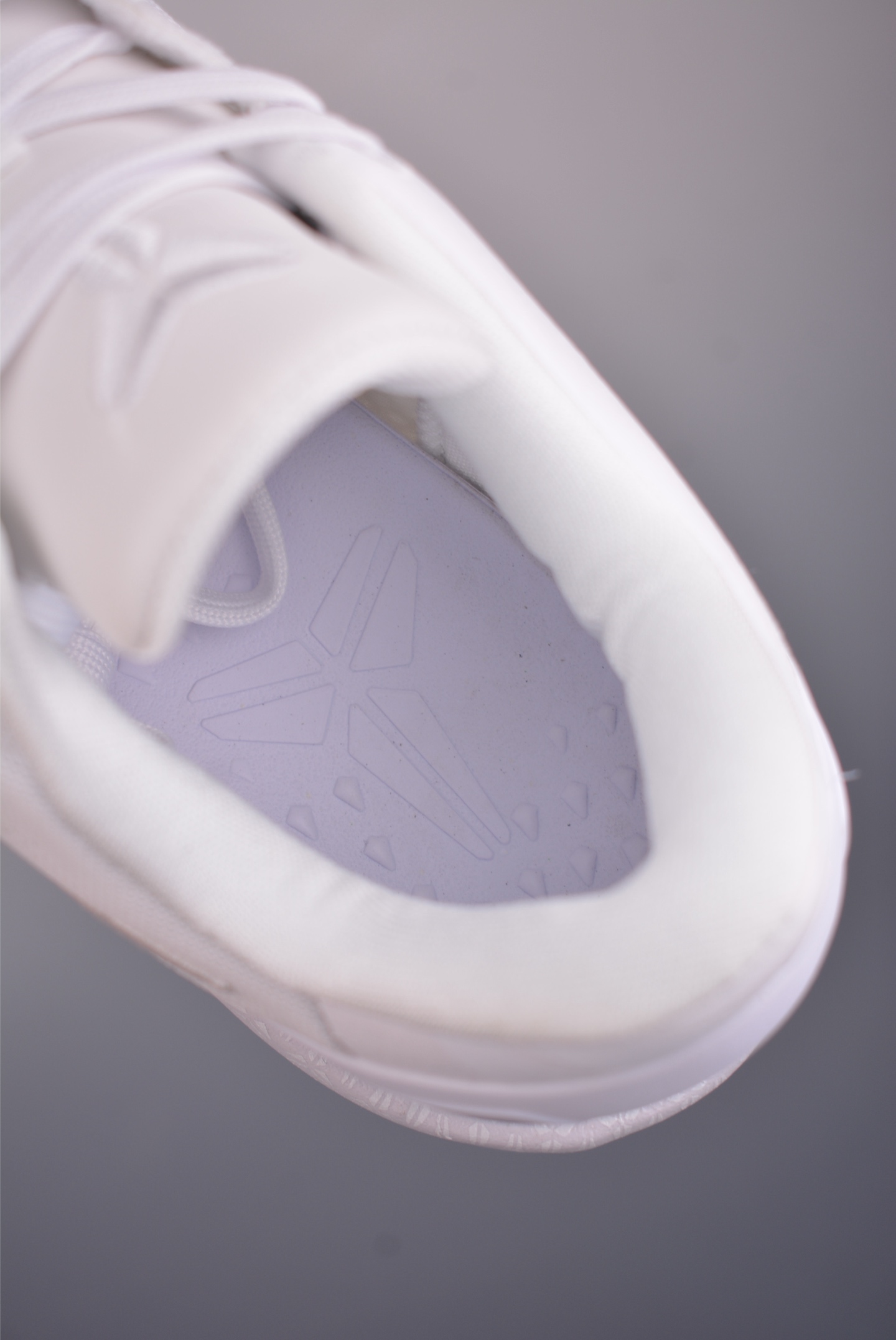 260 致敬Kobi 情怀满满 BOSS版本 NIKE KOBE 8 SYSTEM 科比八代 内置元年缓震气垫 FJ9364-100