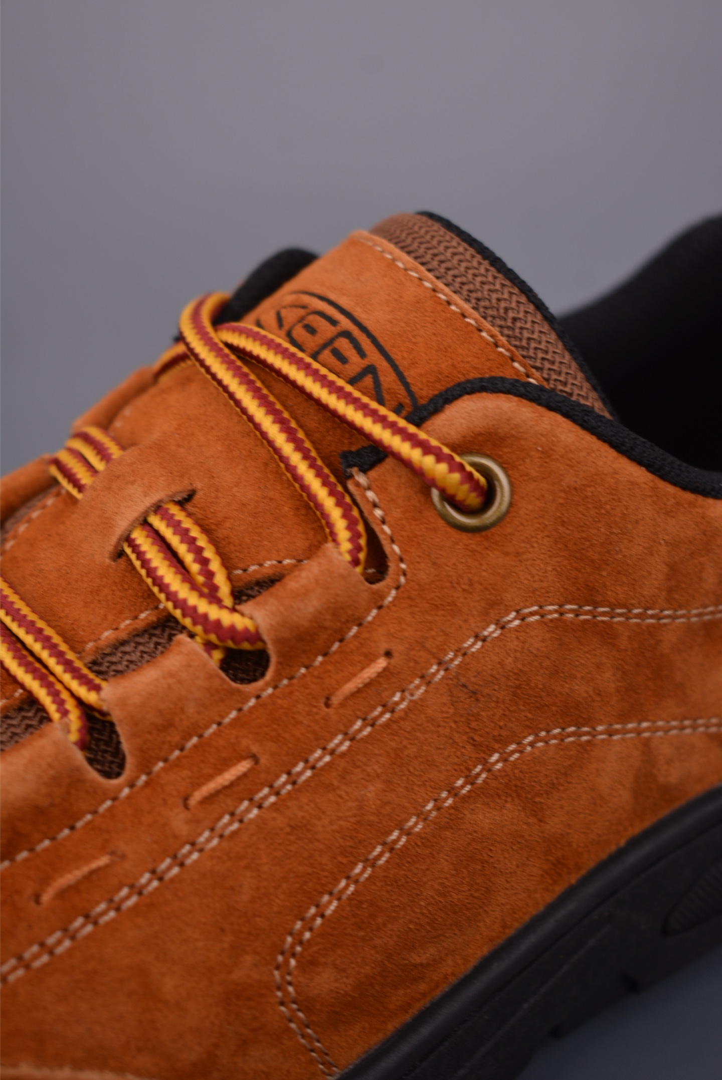 160 Keen Jasper Rocks SP 科恩贾斯珀都市系列 复古低帮系带户外风露营徒步登山运动训练鞋 22651622 尺码：38 39 40 41 42 43 44