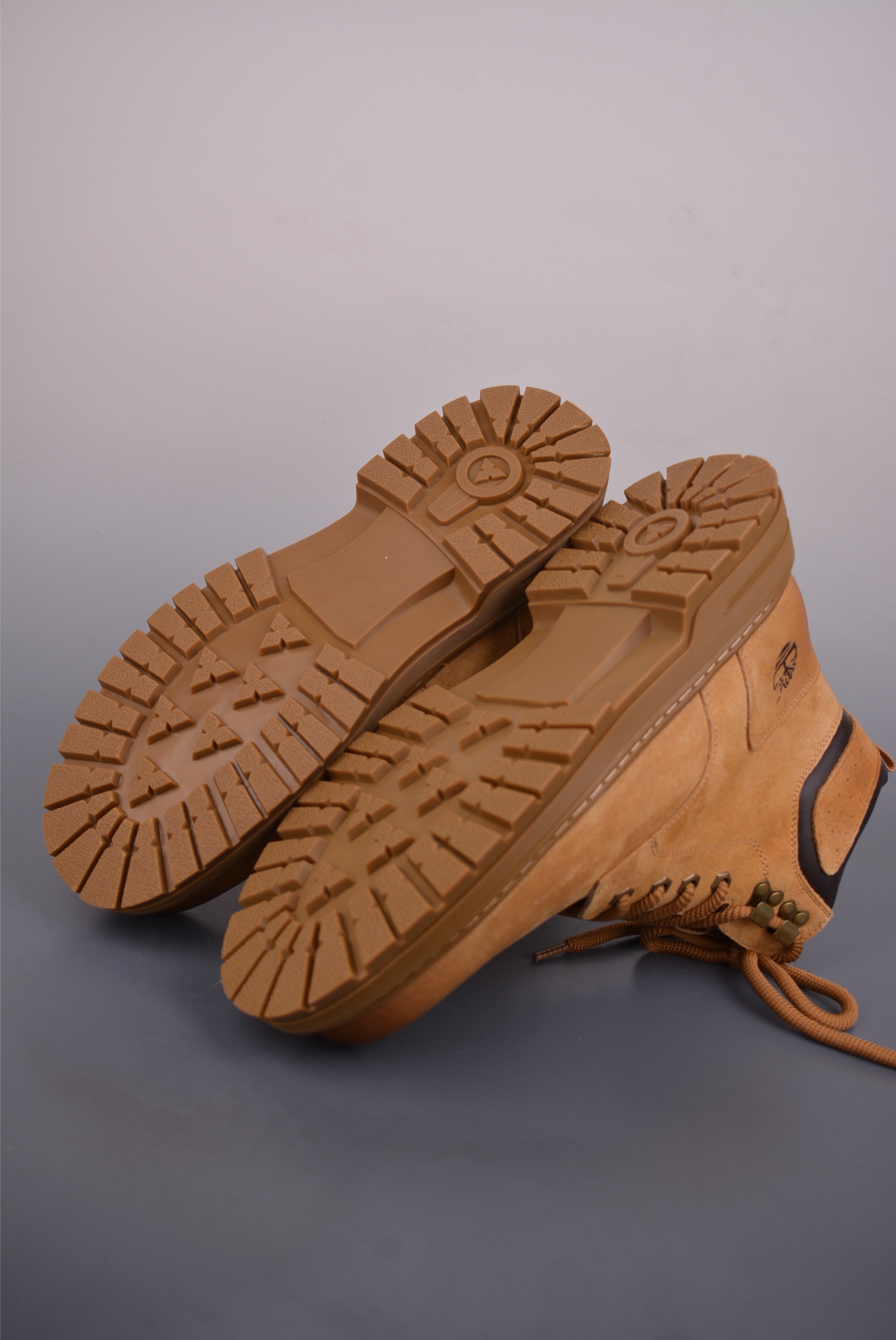 280 Timberland添柏岚/天伯伦 2025秋冬新品 （毛绒内里 保暖锁热） 秋冬必备户外休闲大黄靴系列 TB10059