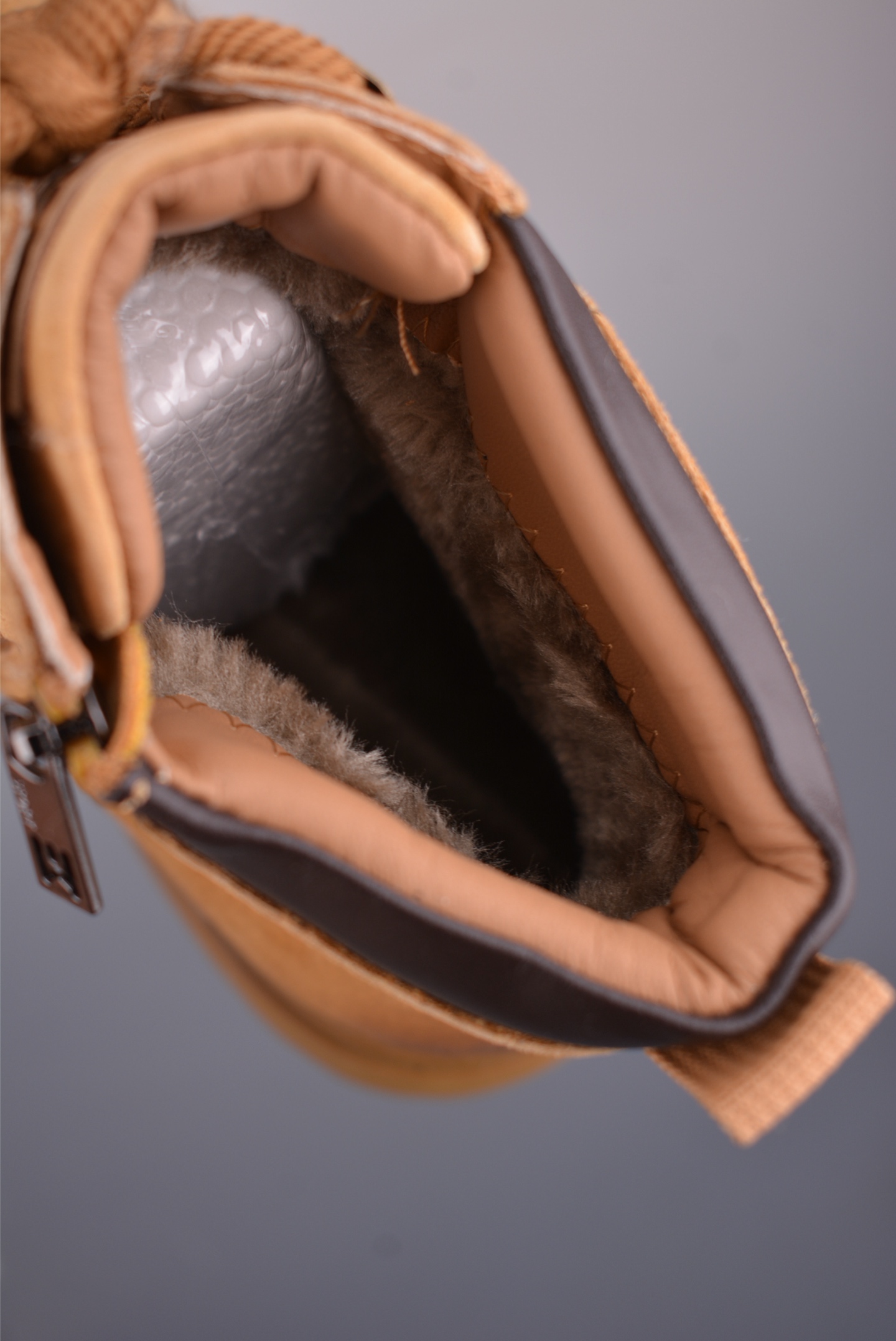 280 Timberland添柏岚/天伯伦 2025秋冬新品 （毛绒内里 保暖锁热） 秋冬必备户外休闲大黄靴系列 TB10059