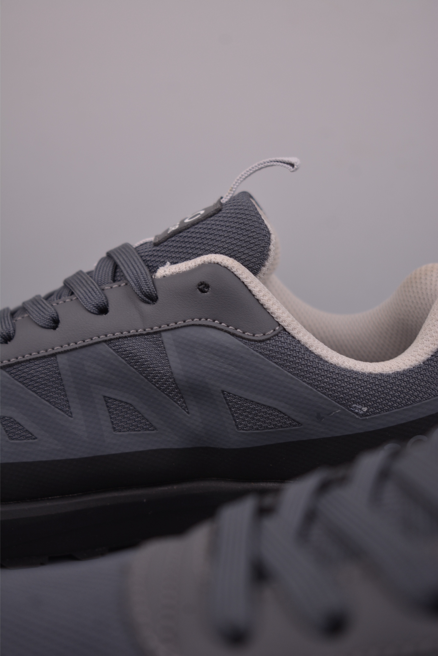 Ecco爱步男鞋2025年新款 拼接板鞋拼色 街头轻巧系列 TB23066