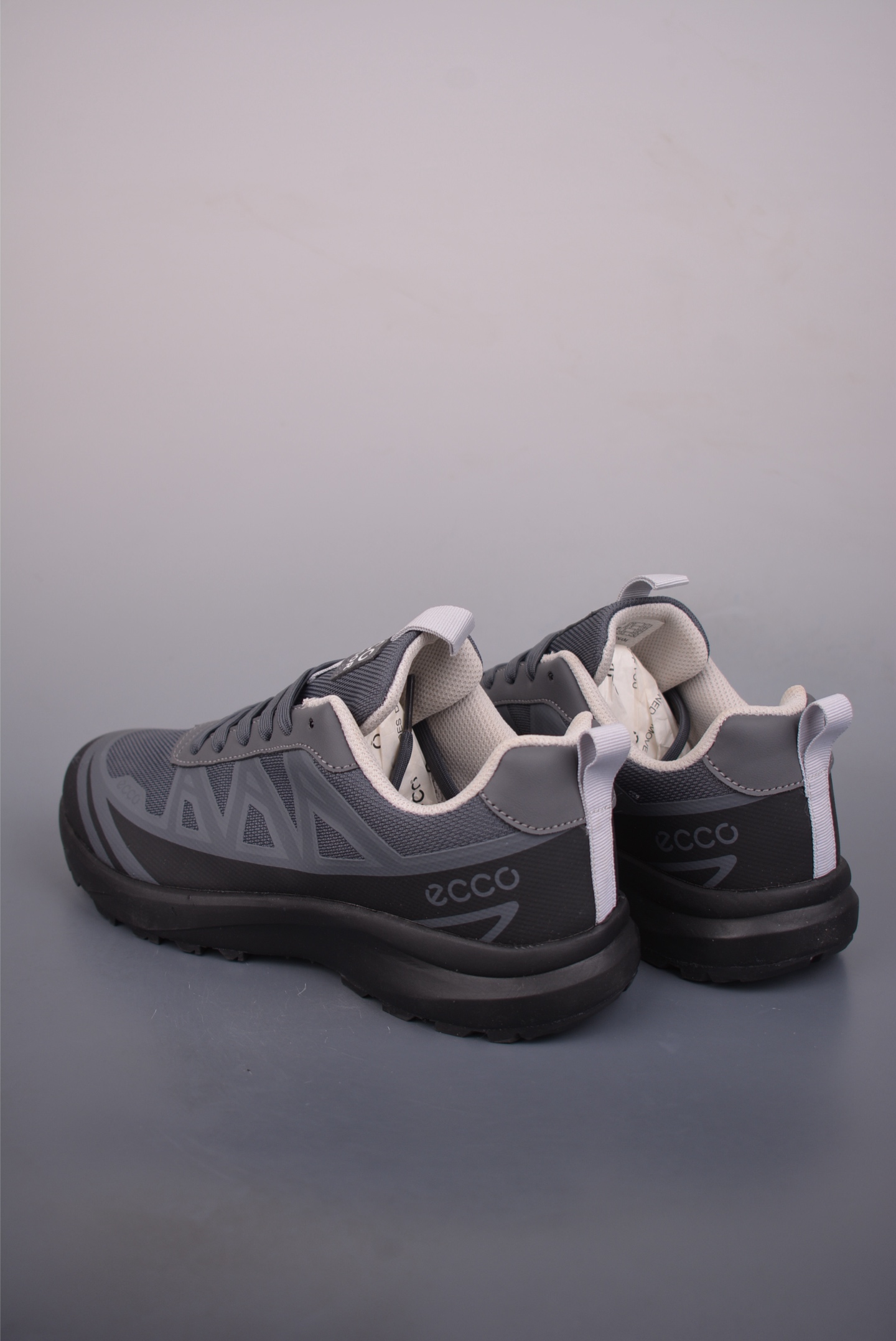 Ecco爱步男鞋2025年新款 拼接板鞋拼色 街头轻巧系列 TB23066