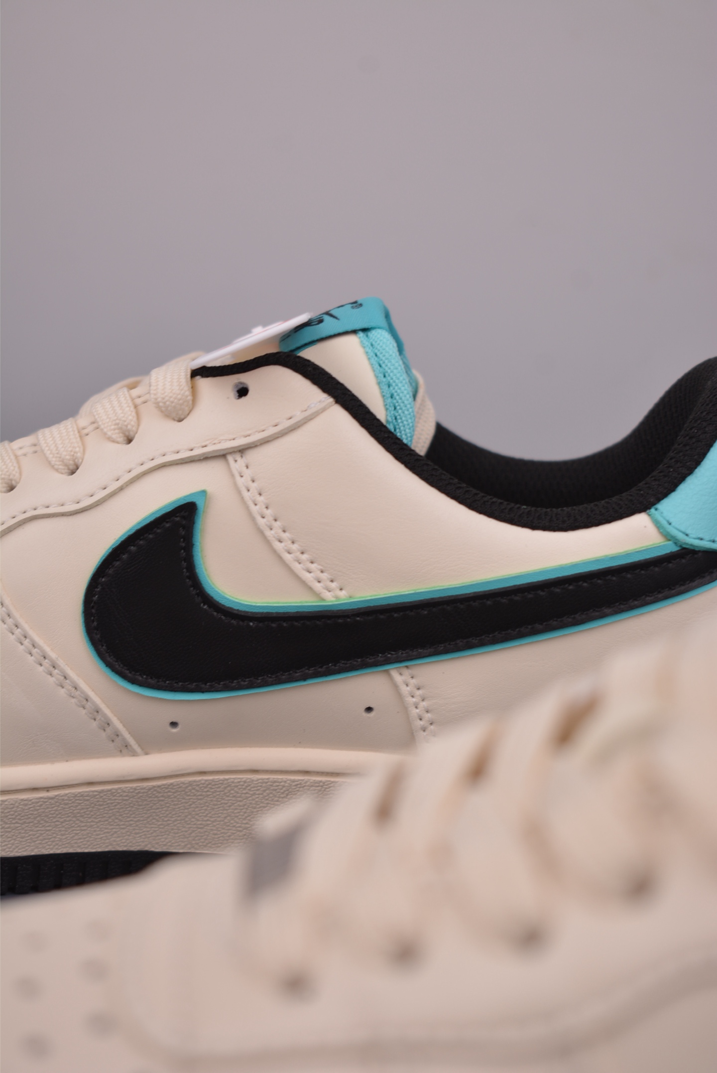 260 Nike Air Force 1 Low 米黑绿 NH0601-583