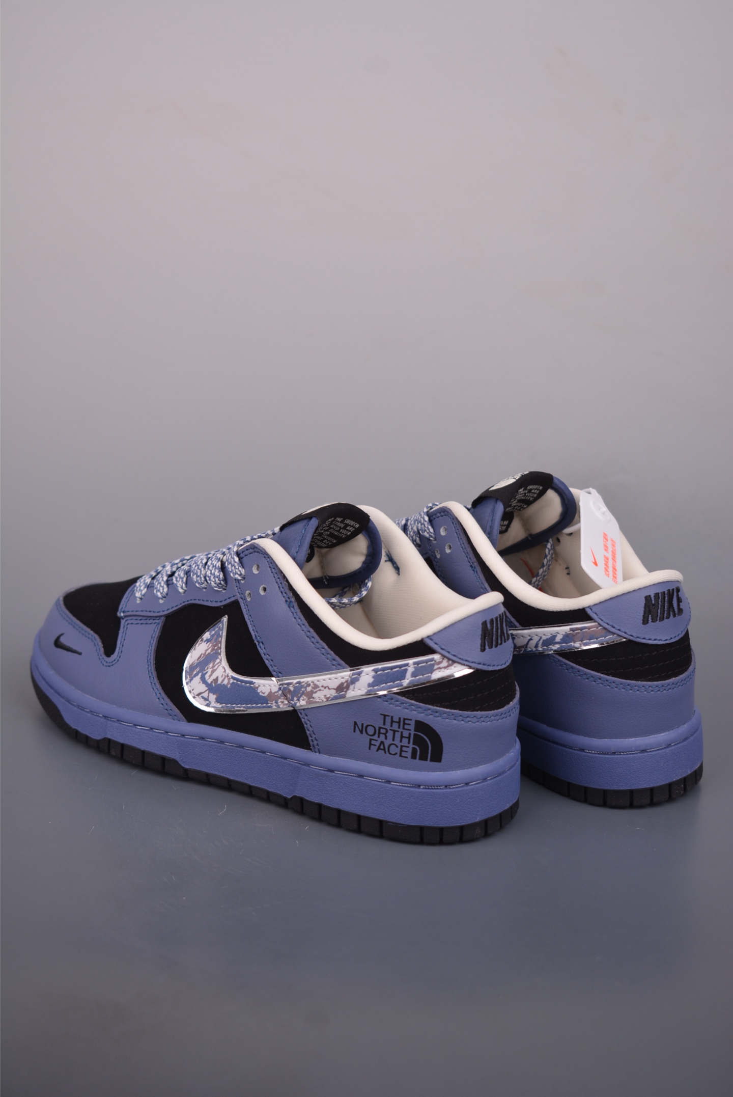 Nike SB Dunk Low 北面联名 DJ1988-002