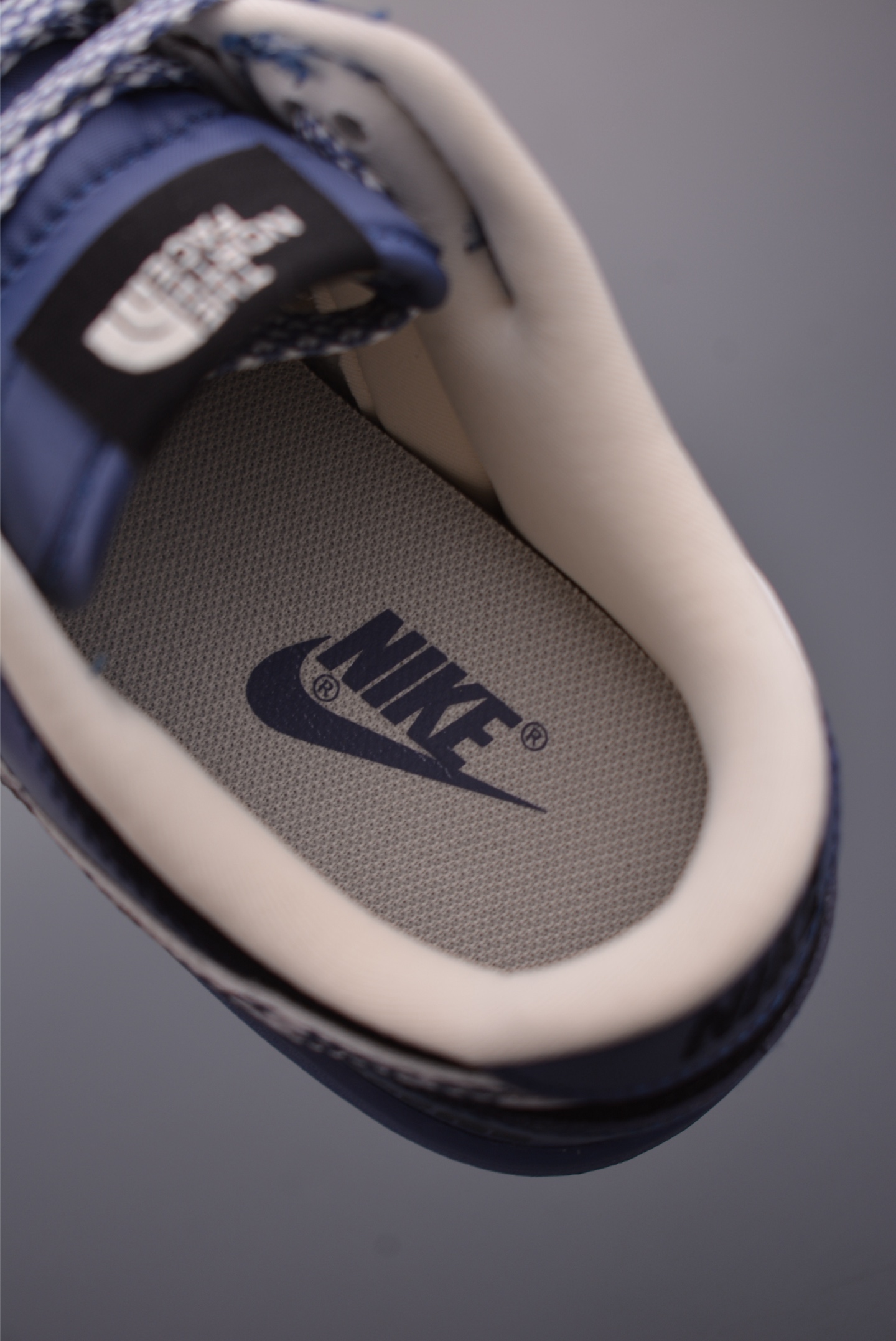 Nike SB Dunk Low 北面联名 DJ1988-002