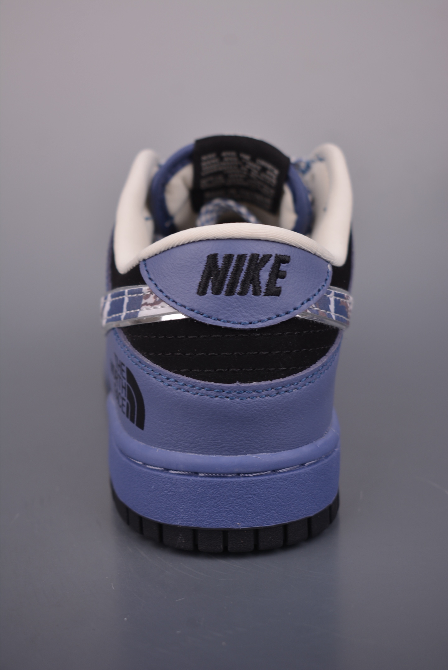 Nike SB Dunk Low 北面联名 DJ1988-002